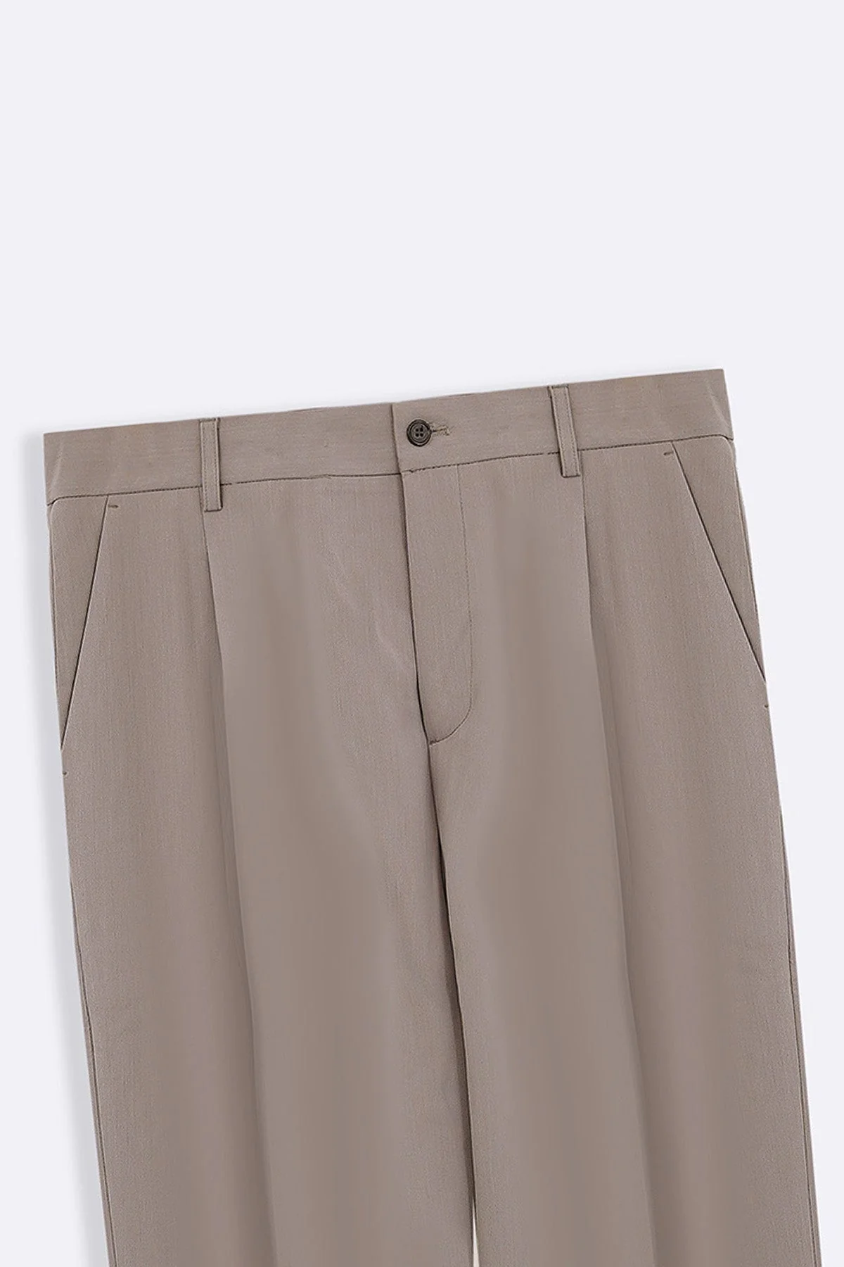 3D PLEATED PANTS - Image 2