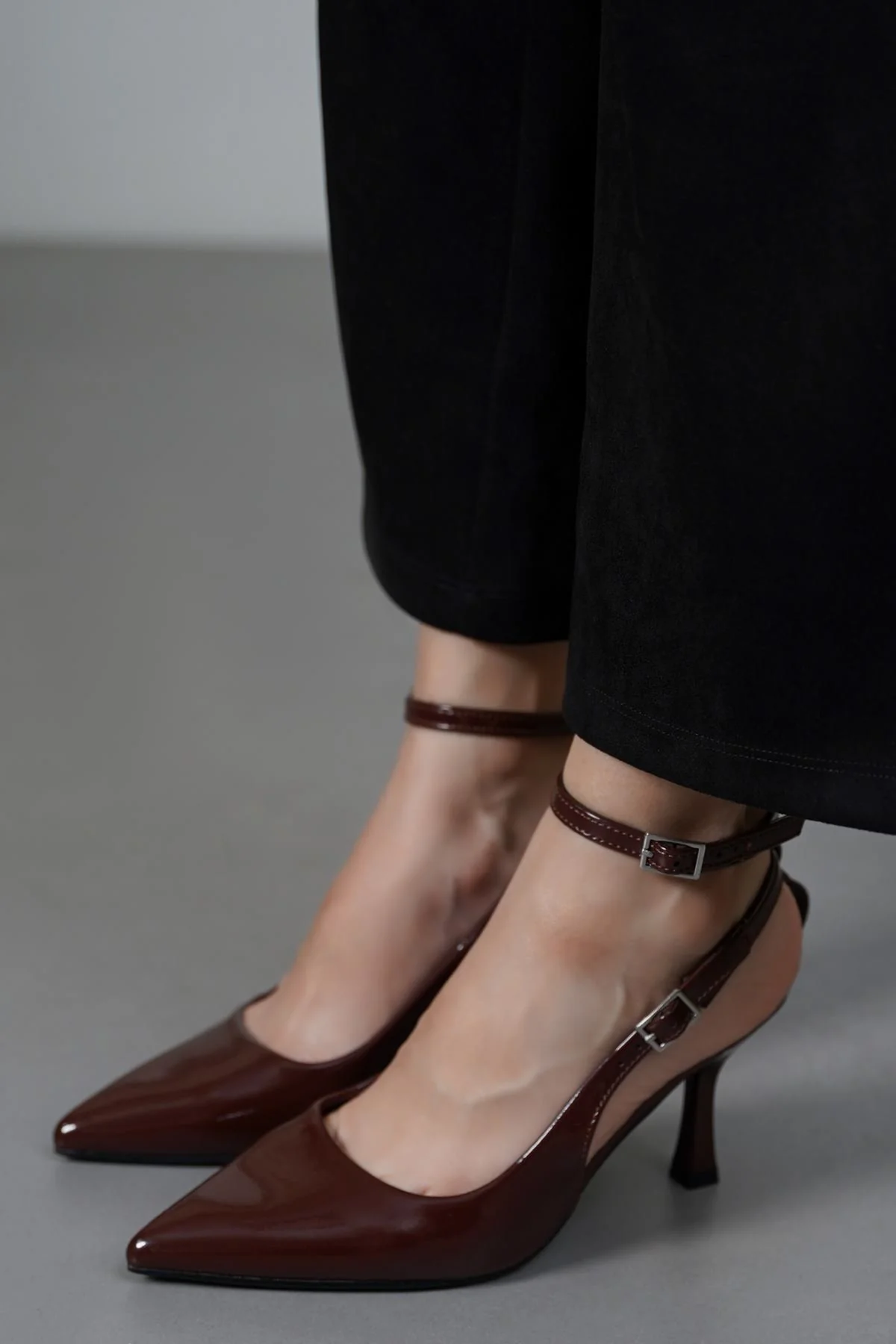 ANKLE-TIE STILETTO - Image 4