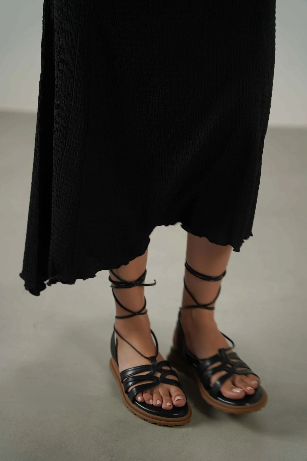 ASYMMETRIC CRINKLE SKIRT - Image 3