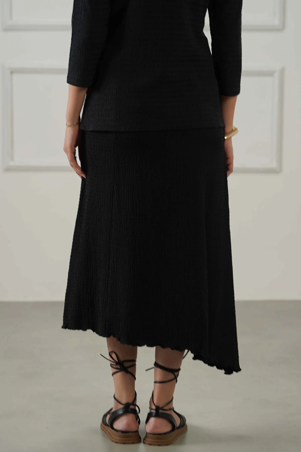 ASYMMETRIC CRINKLE SKIRT - Image 5