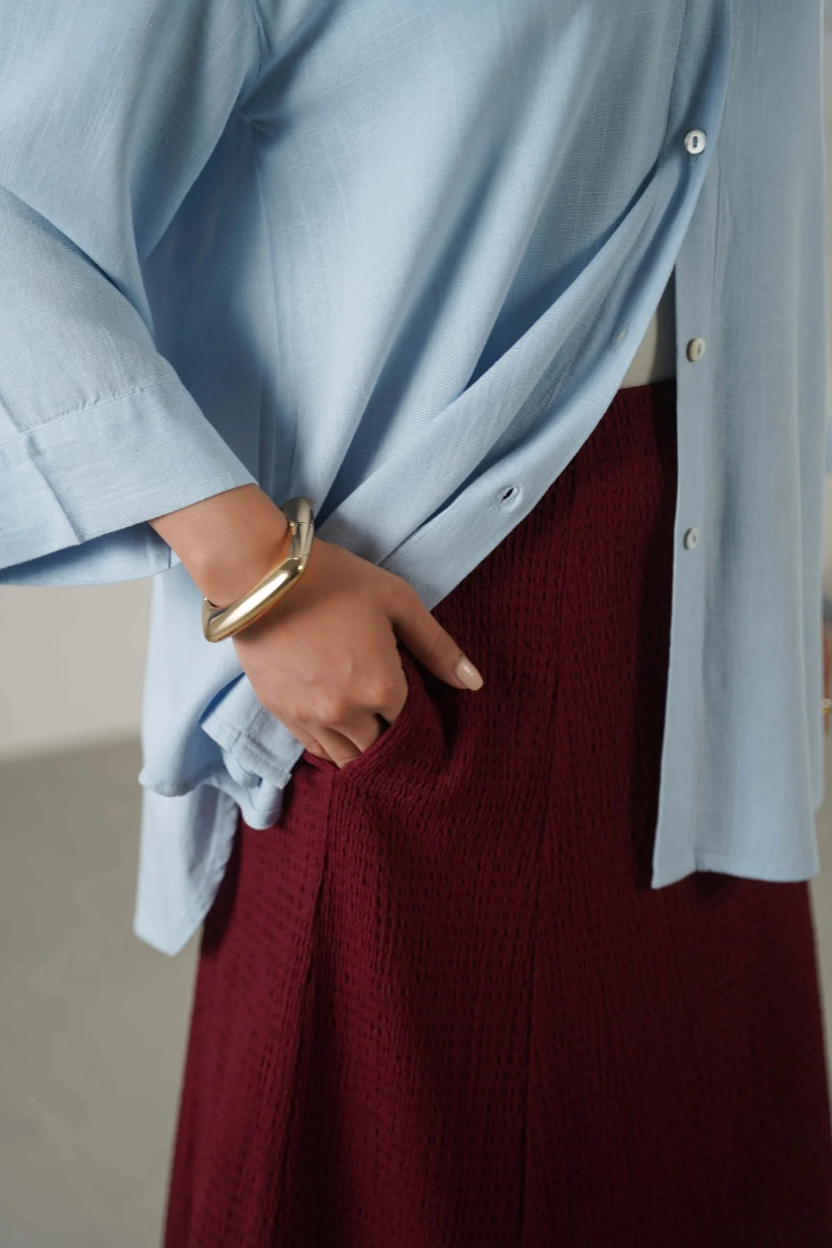ASYMMETRIC CRINKLE SKIRT - Image 3