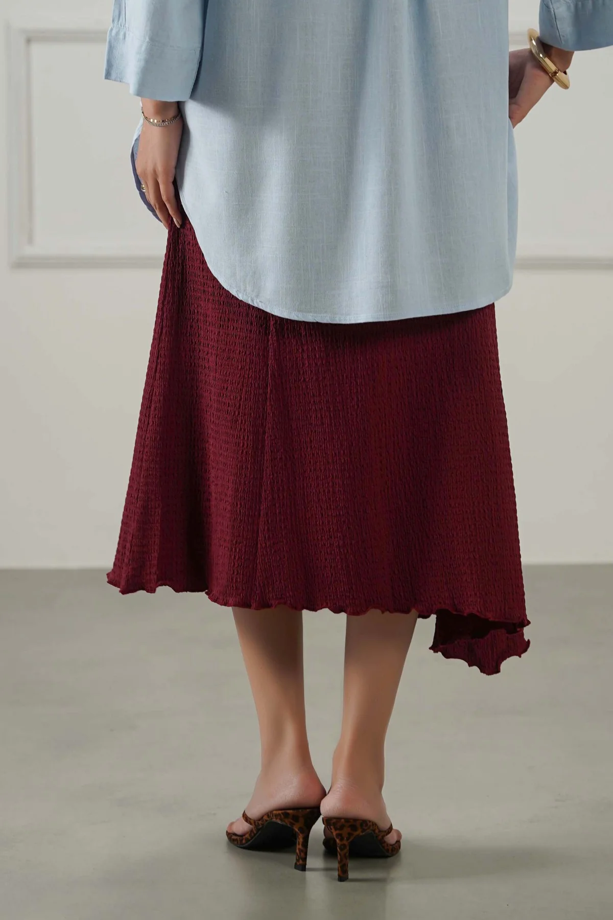 ASYMMETRIC CRINKLE SKIRT - Image 5