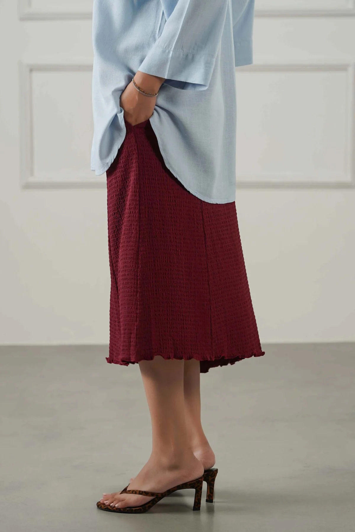 ASYMMETRIC CRINKLE SKIRT - Image 6