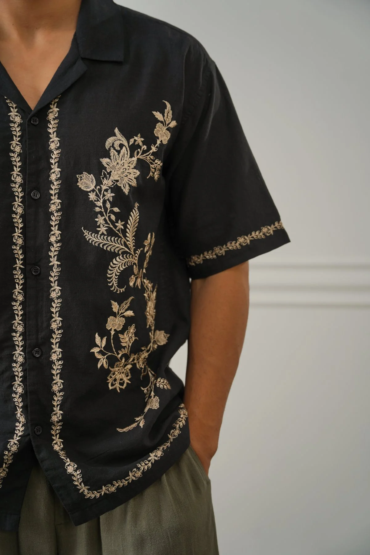 ASYMMETRIC EMBROIDERED SHIRT - Image 4