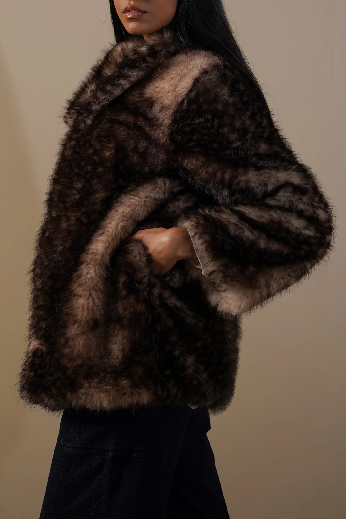 BAMBI FAUX FUR COAT - Image 6