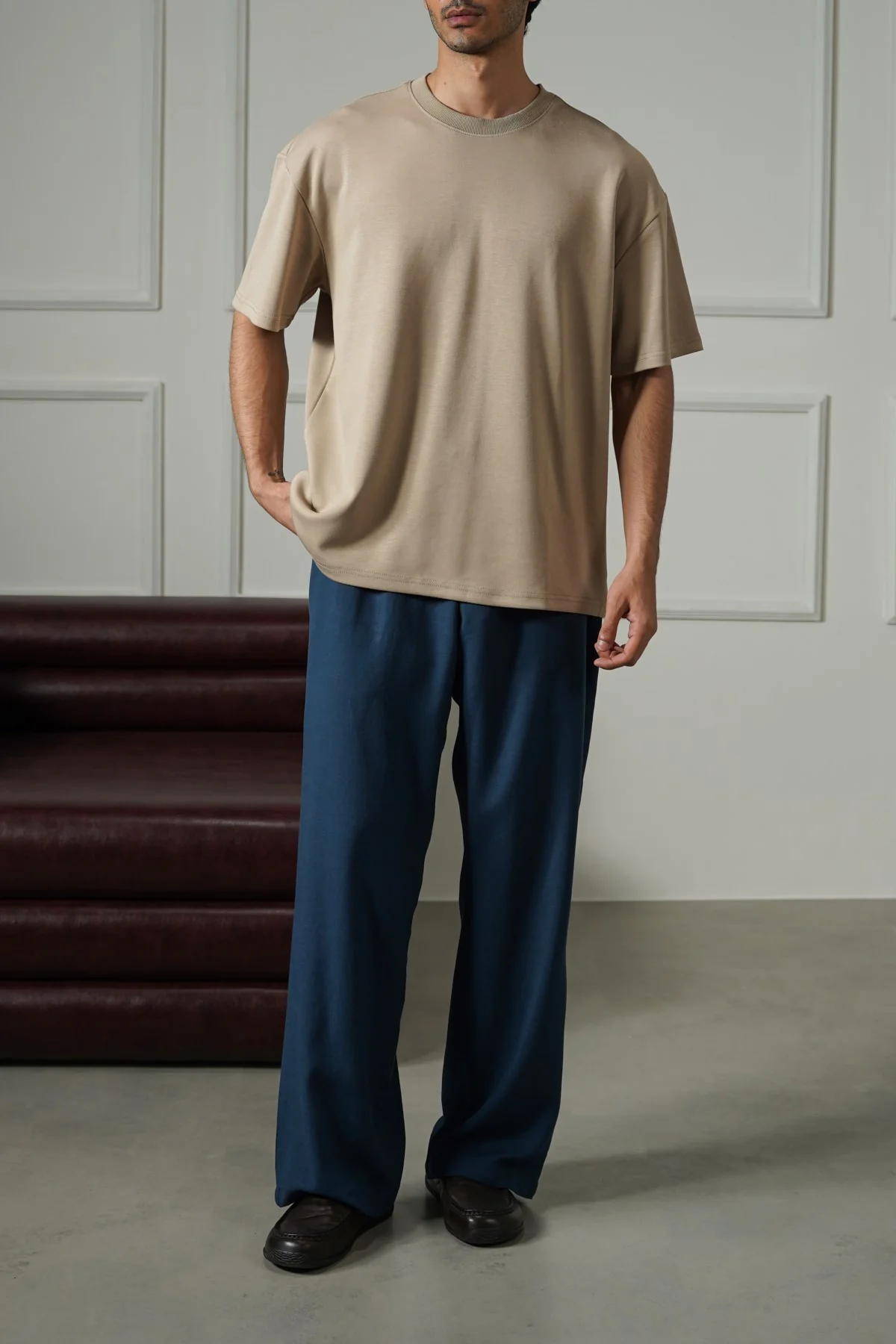 BASIC RIBBED TEE