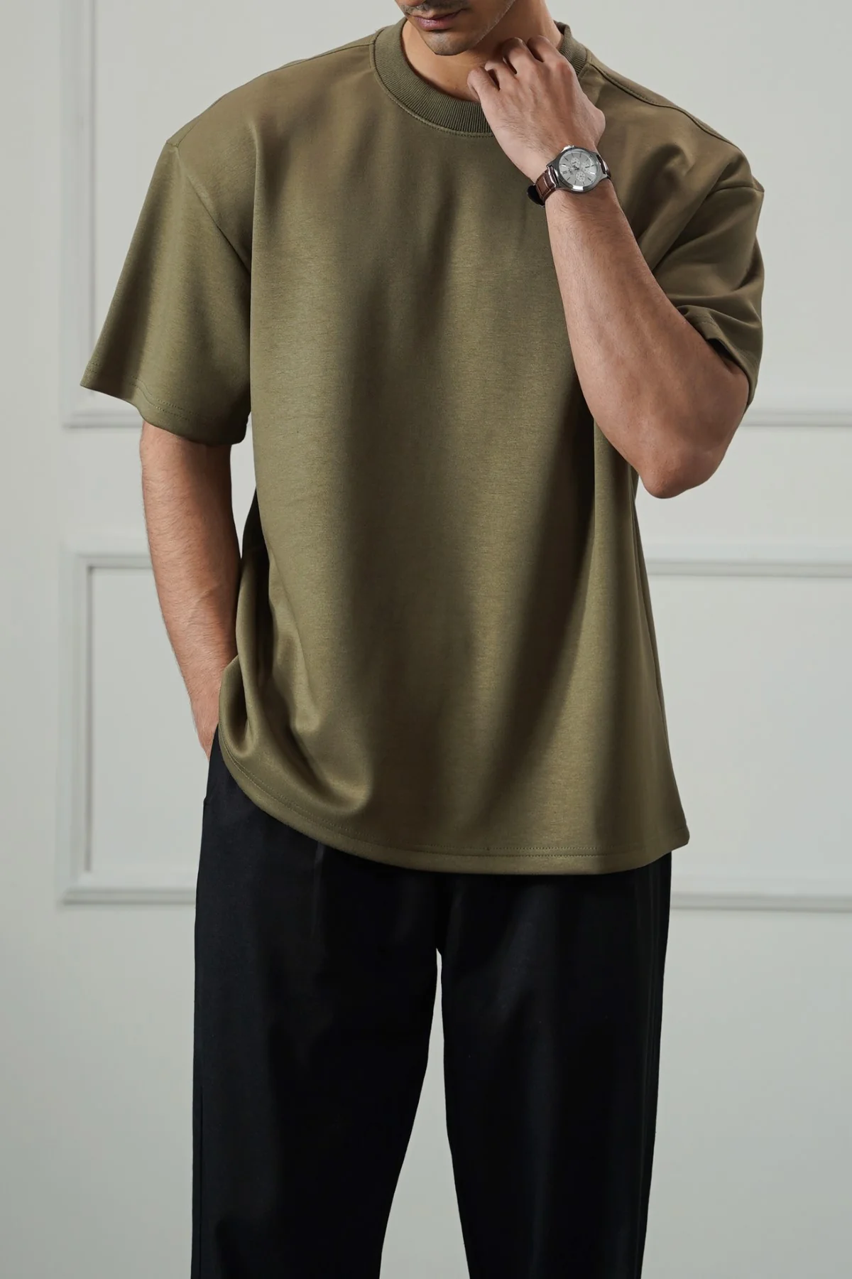 BASIC RIBBED TEE