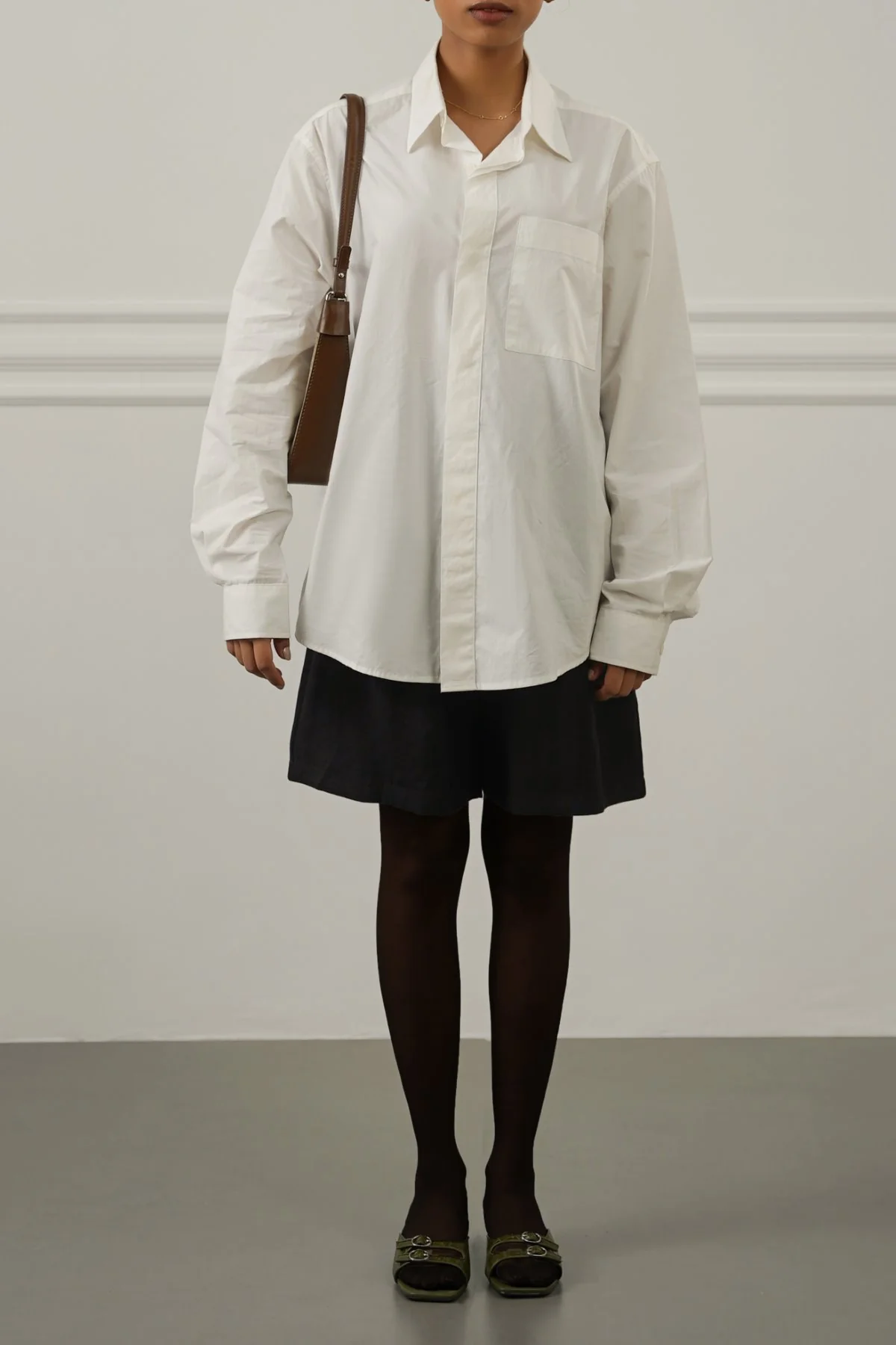 BELTED PLEAT SHORTS - Image 3