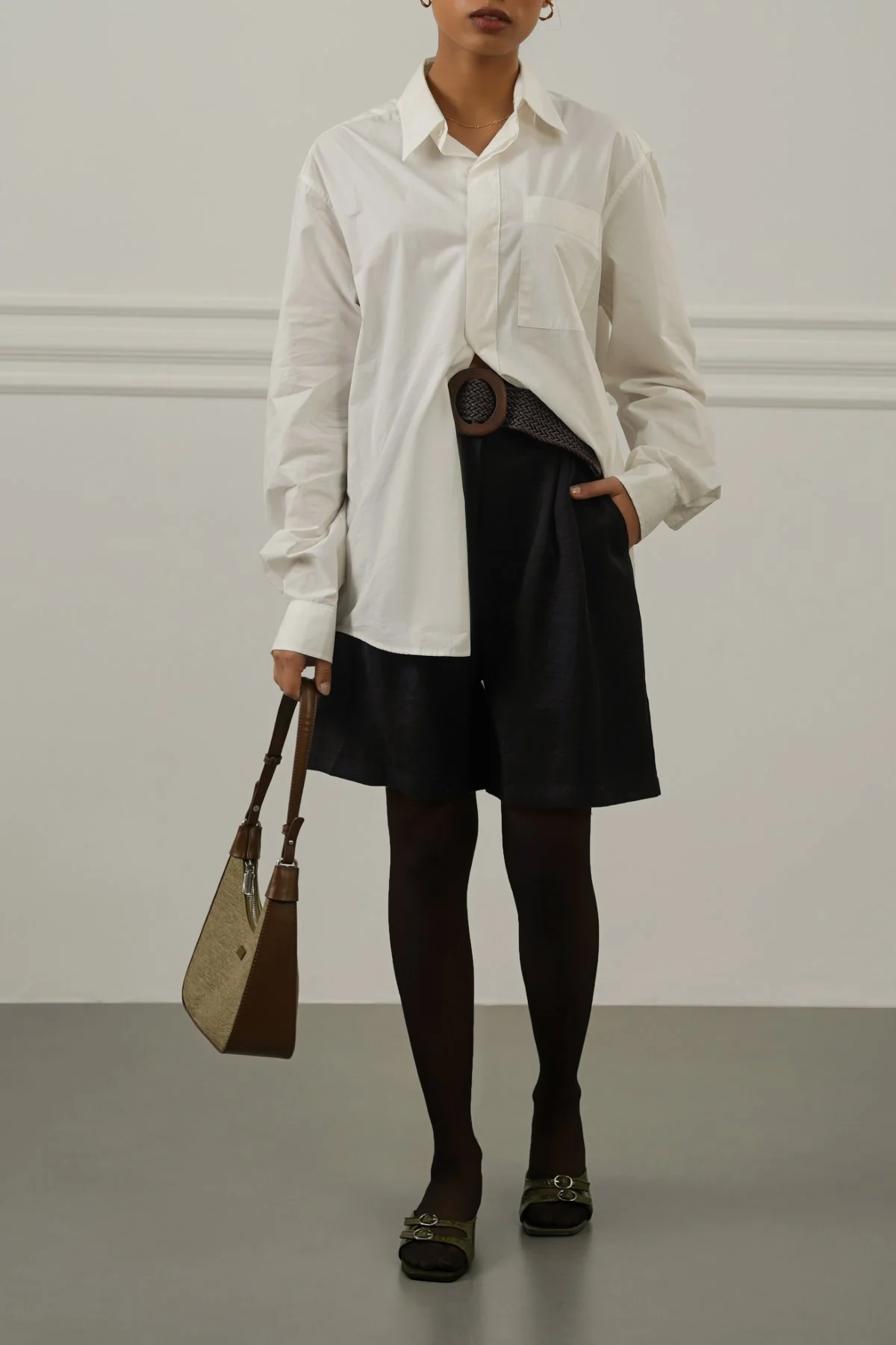 BELTED PLEAT SHORTS - Image 4