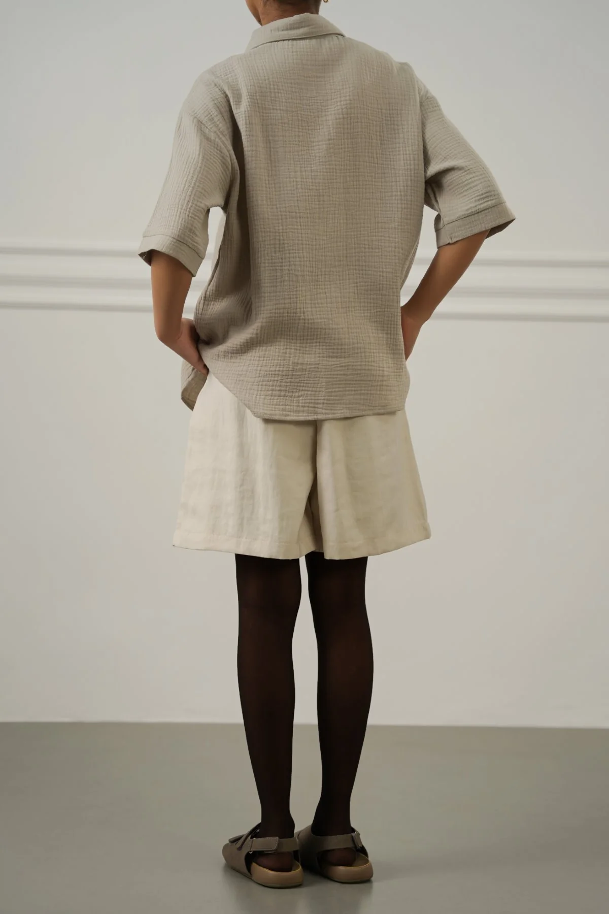 BELTED PLEAT SHORTS - Image 5