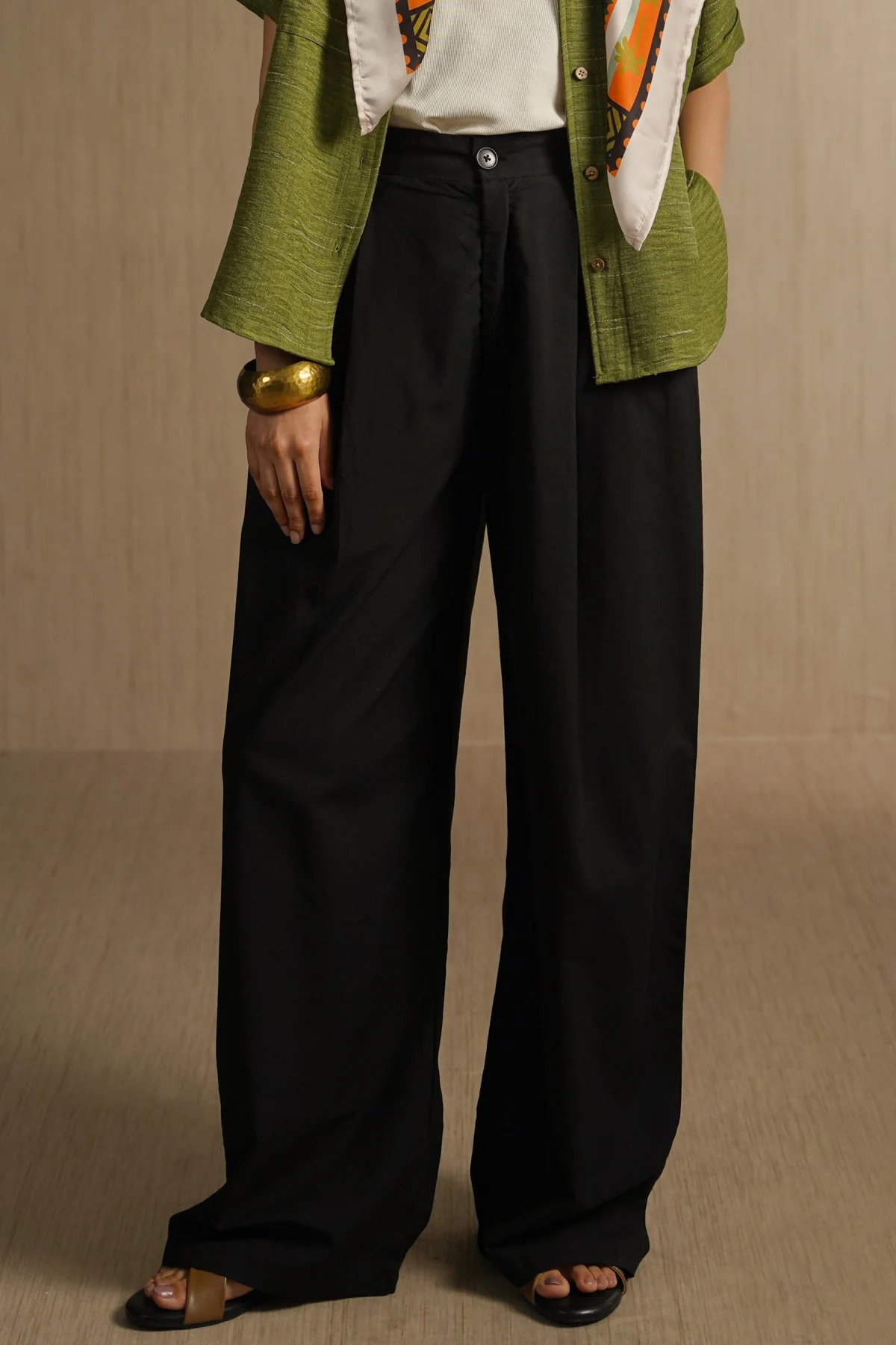 BLACK FLORA PANTS