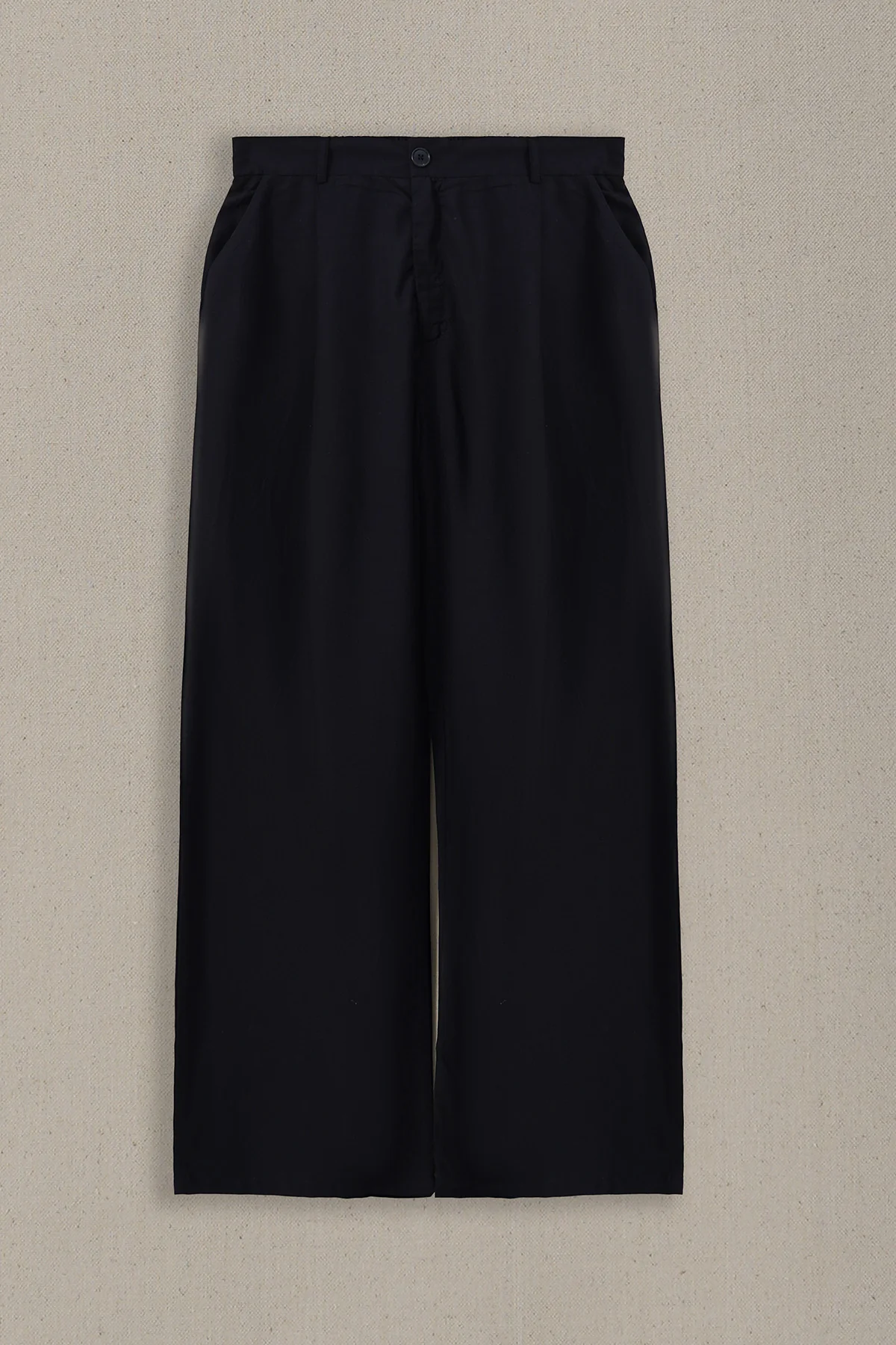 BLACK FLORA PANTS - Image 2