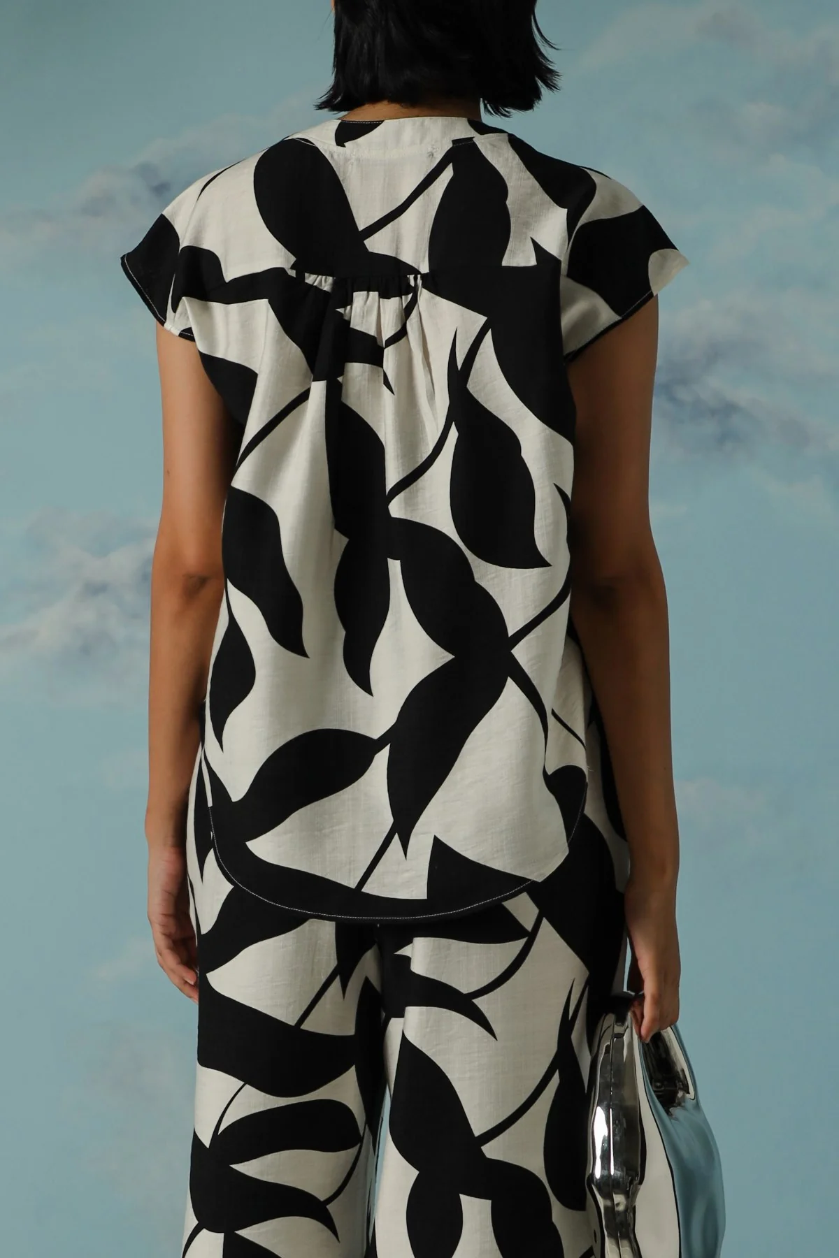 BLACK LILY BLOUSE - Image 5