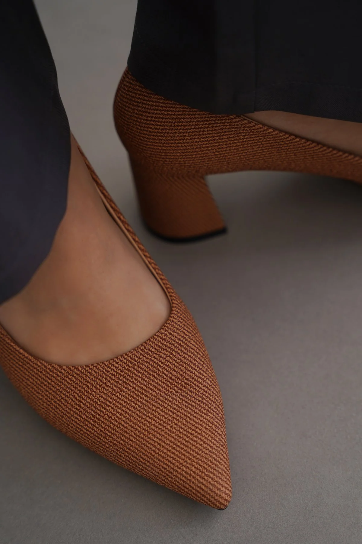 BOARDROOM BLOCK HEELS - Image 3