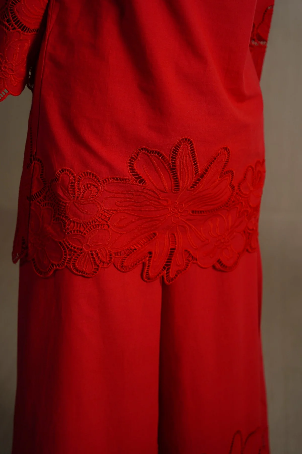 BOTANICAL CUTWORK PANTS - Image 5
