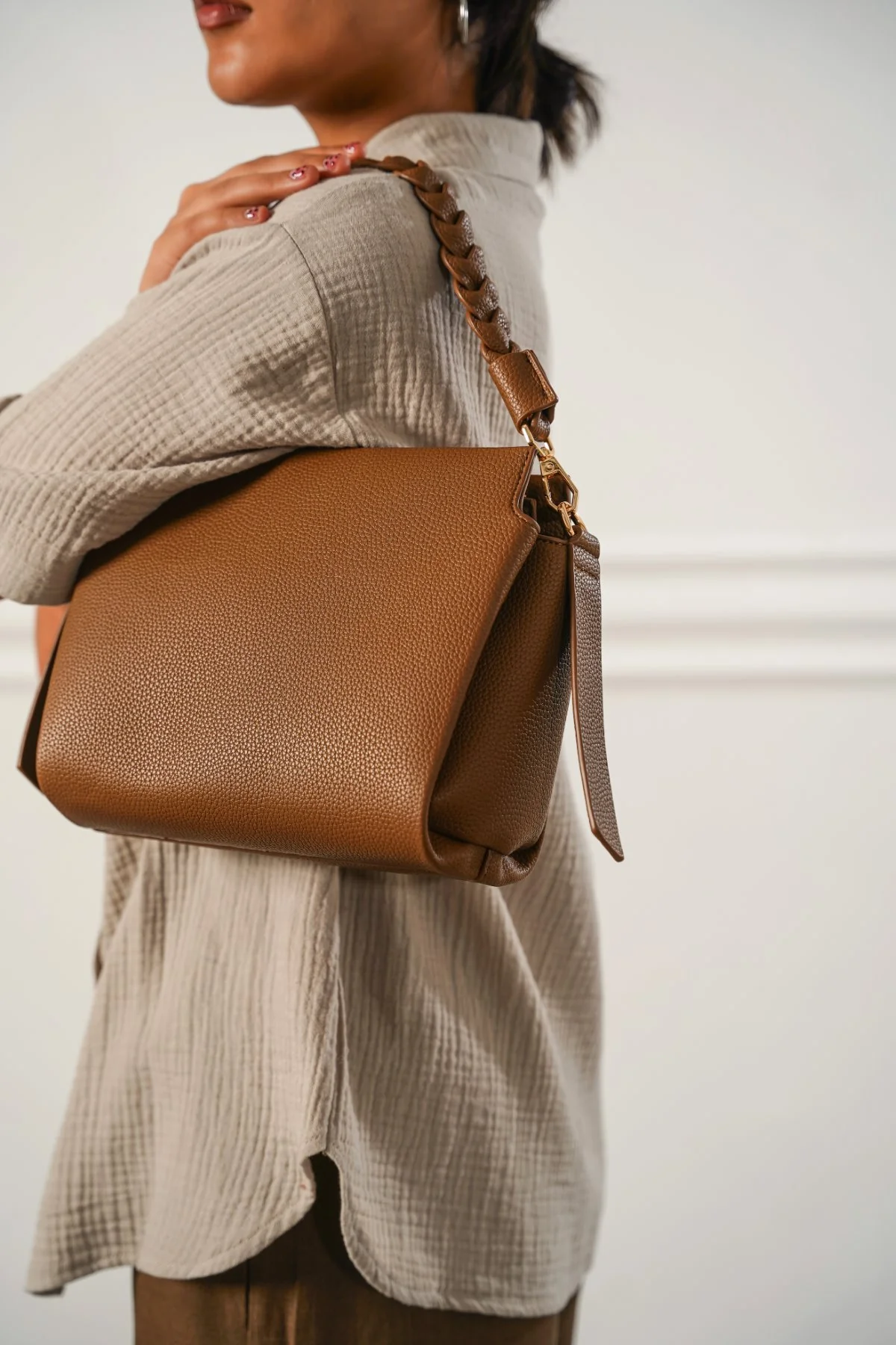 BRAIDED TOP HANDLE BAG - Image 3