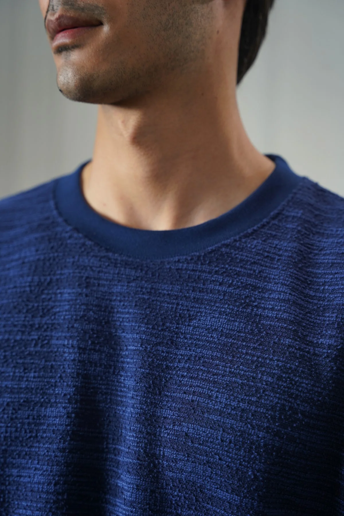 BUCKLE TEE - Image 5