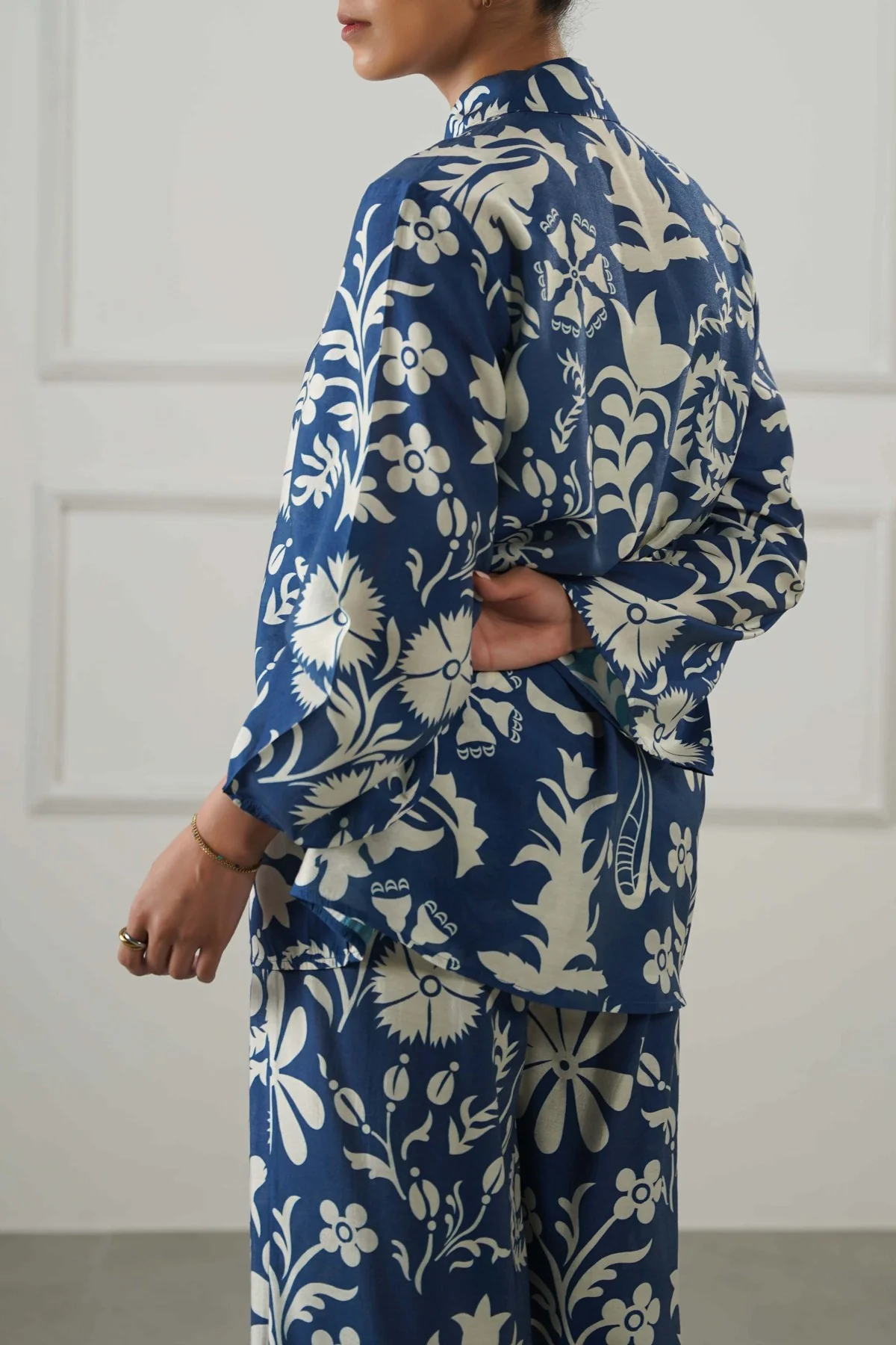 BUKETAN BUTTON DOWN SHIRT - Image 3
