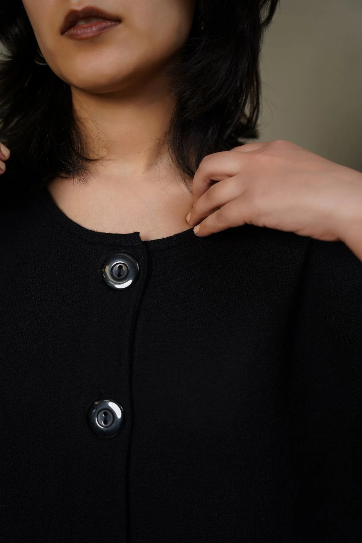 BUTTON KNIT CARDIGAN - Image 3