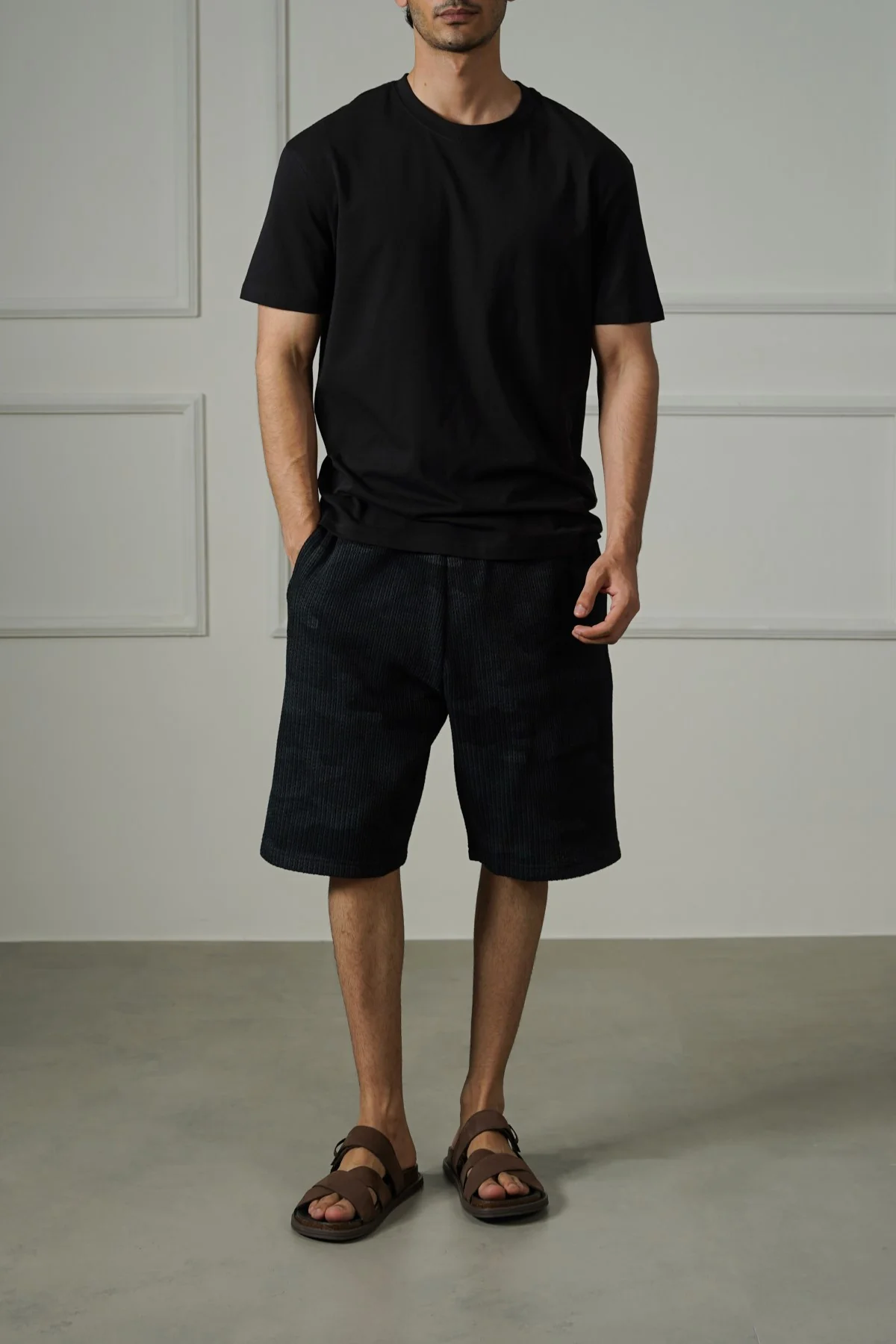 CAMO TEXTURED SHORTS - Image 3