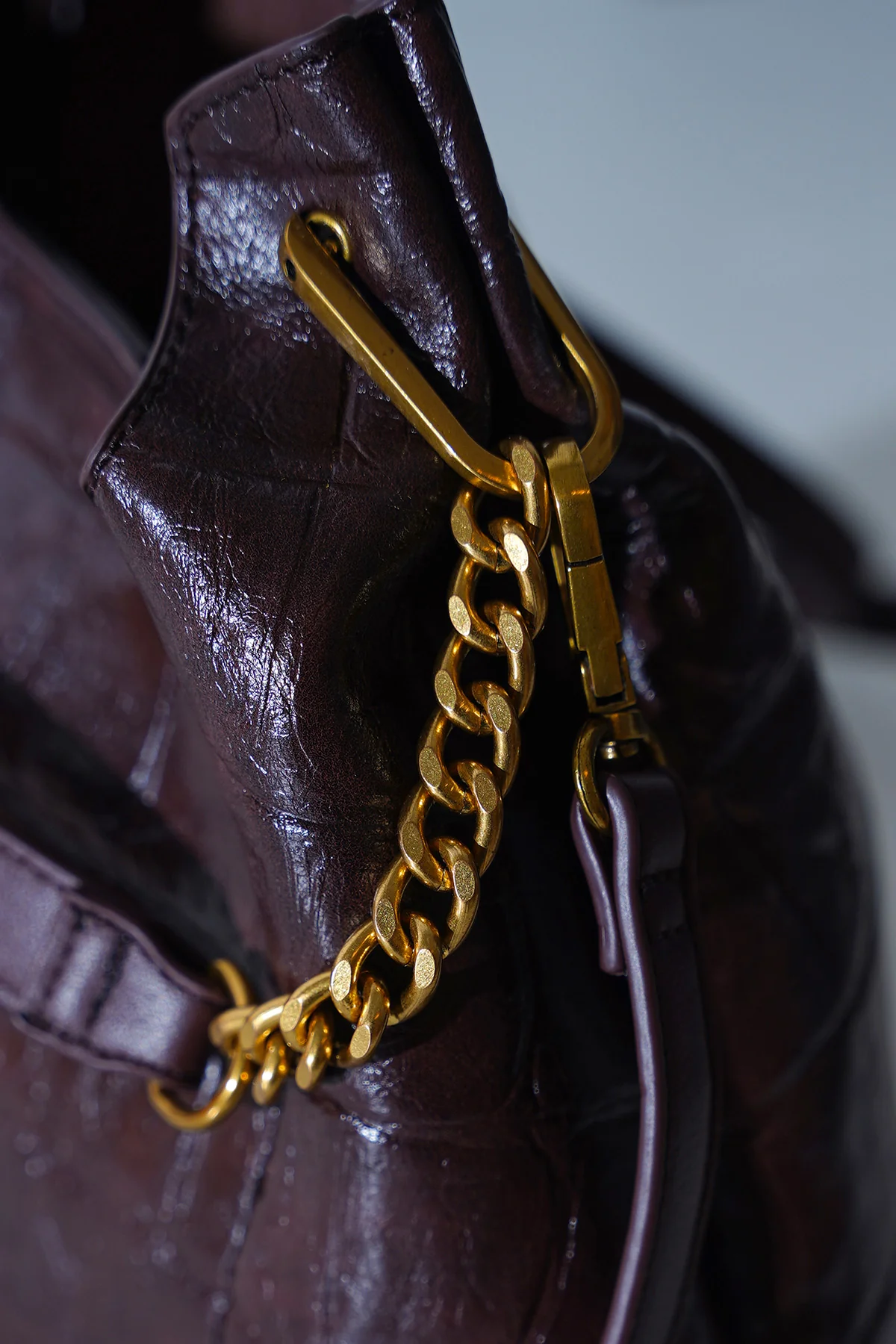 CARMO EMBOSSED SHOULDER BAG - Image 7