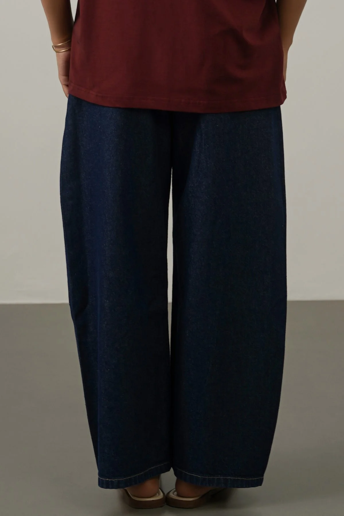CASUAL EVERYDAY JEANS - Image 4