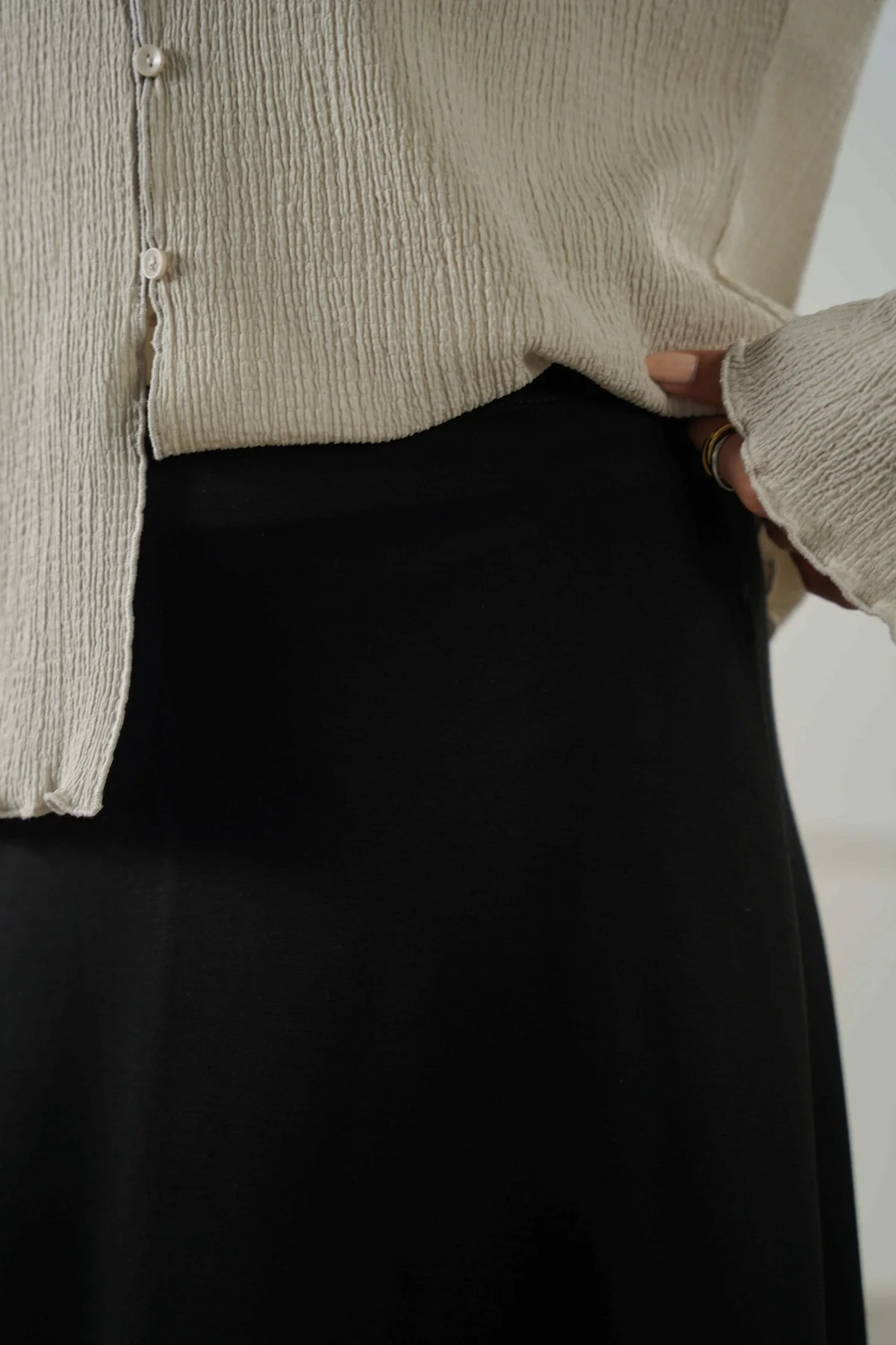 CASUAL EVERYDAY SKIRT - Image 3