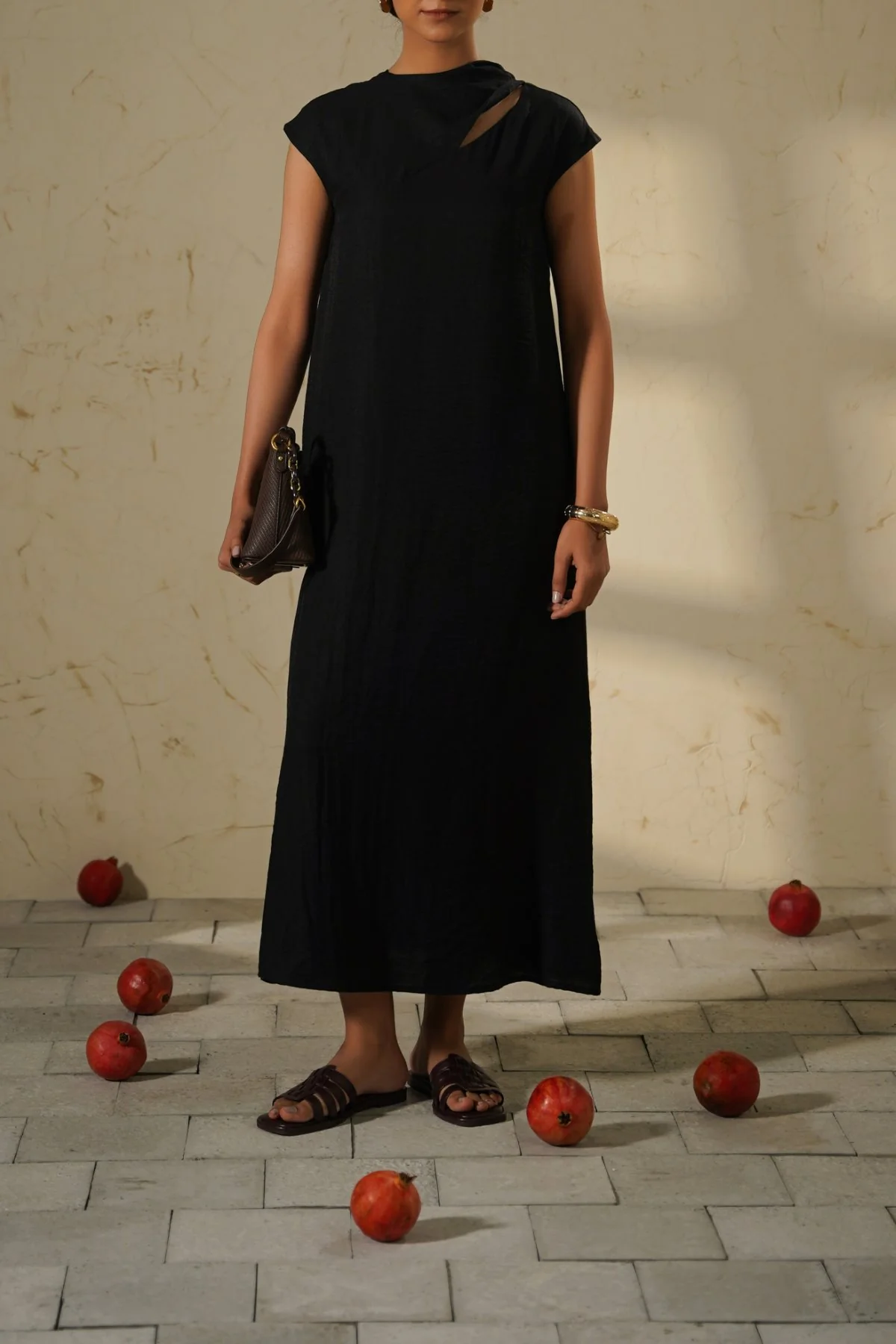 CITY DRESS WITH SCARF DETAIL - Image 4