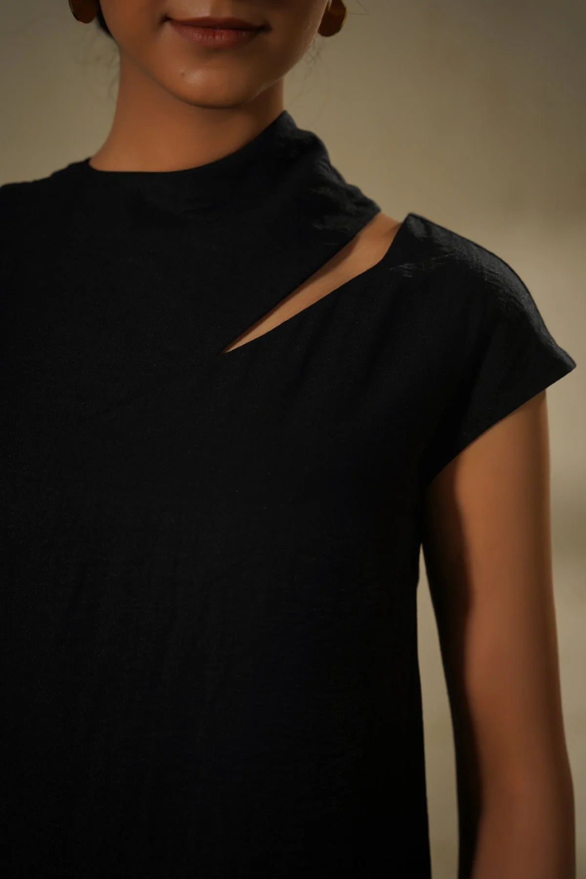 CITY DRESS WITH SCARF DETAIL - Image 5