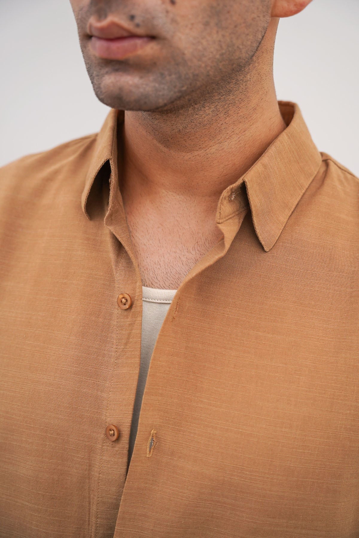 CLASSIC BUTTON DOWN SHIRT - Image 4