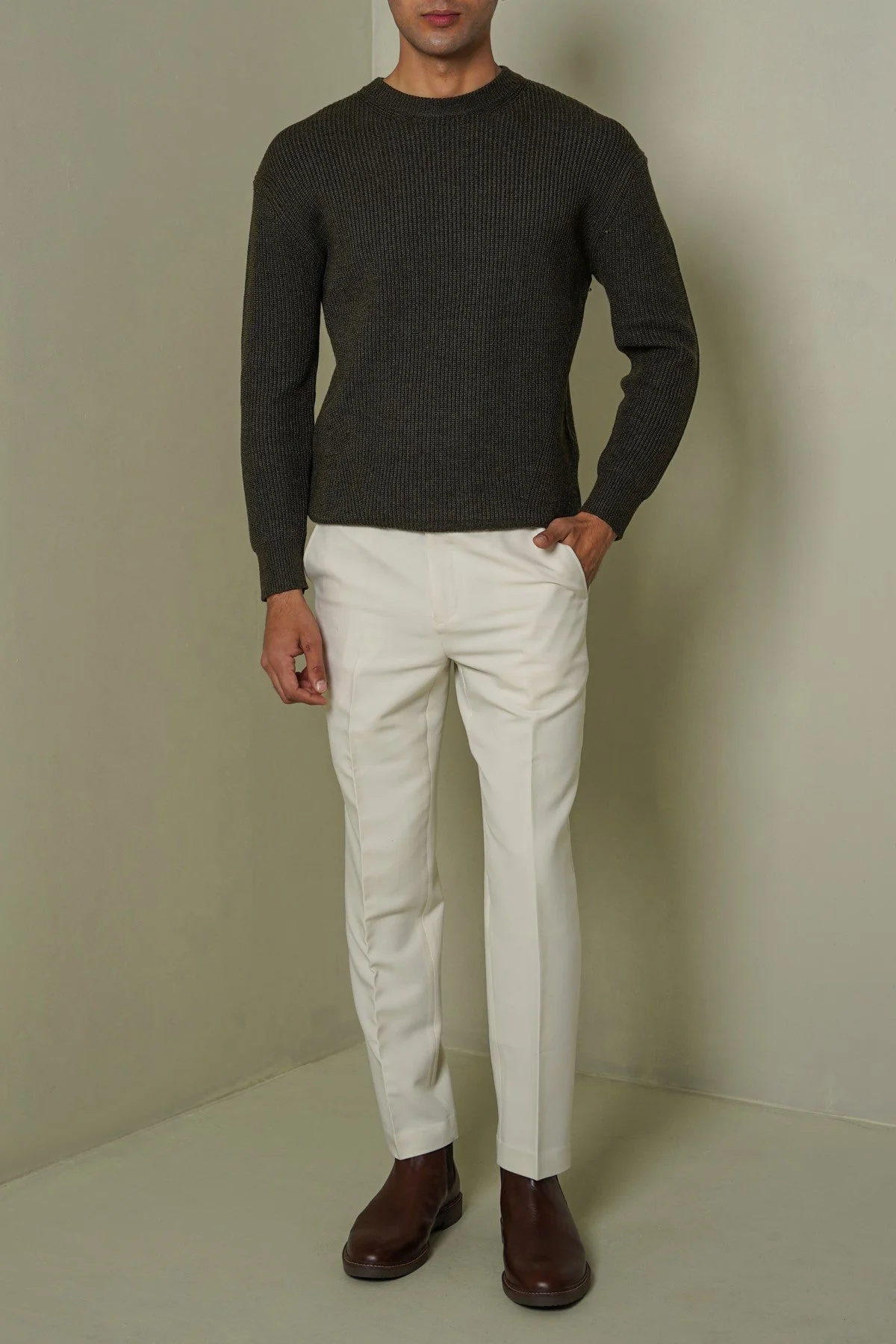 CLASSIC CREWNECK SWEATER - Image 4