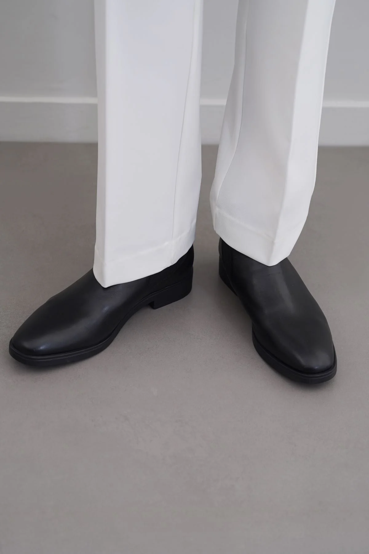 CLASSIC LEATHER CHELSEAS - Image 3
