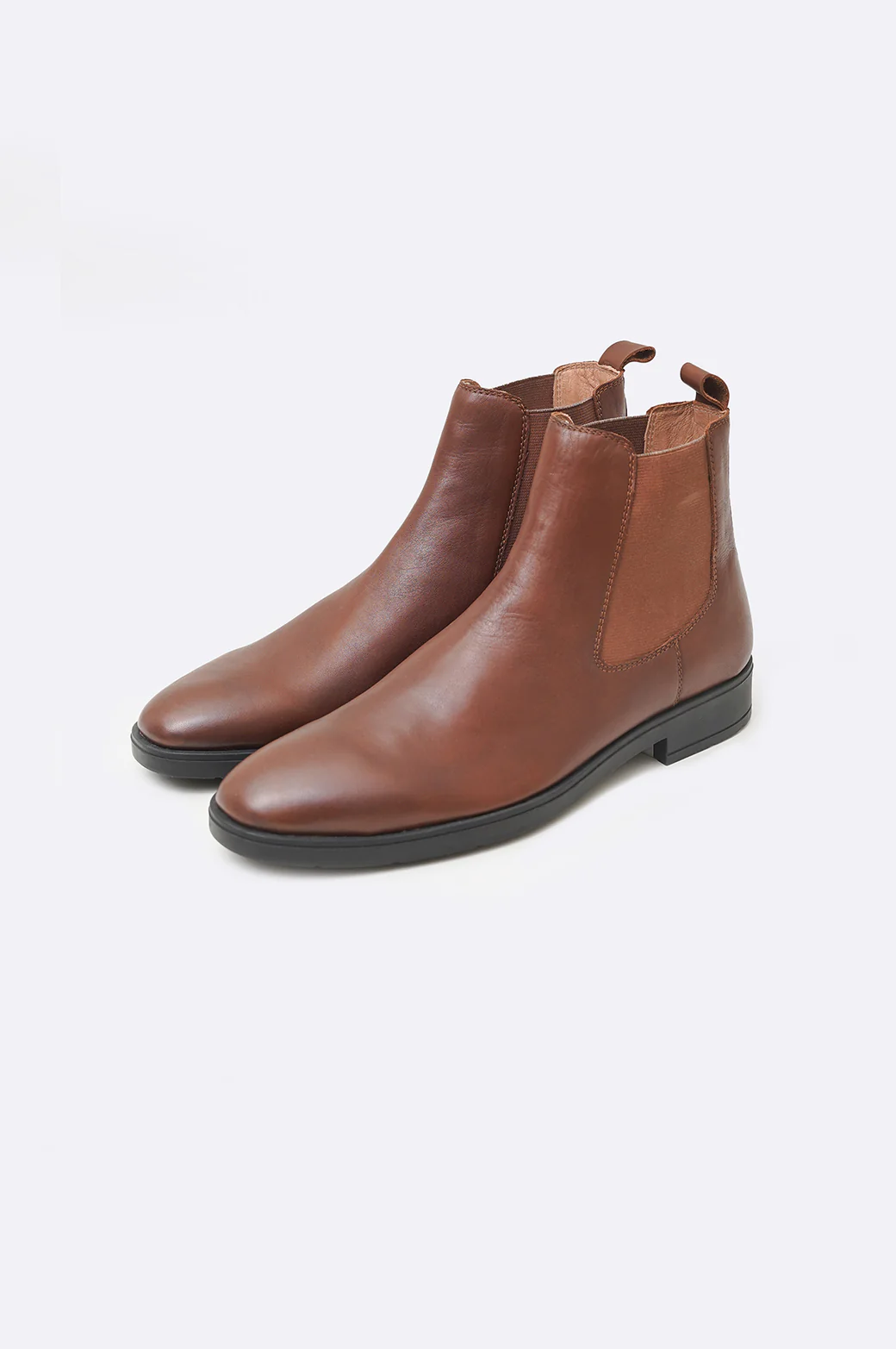CLASSIC LEATHER CHELSEAS - Image 2