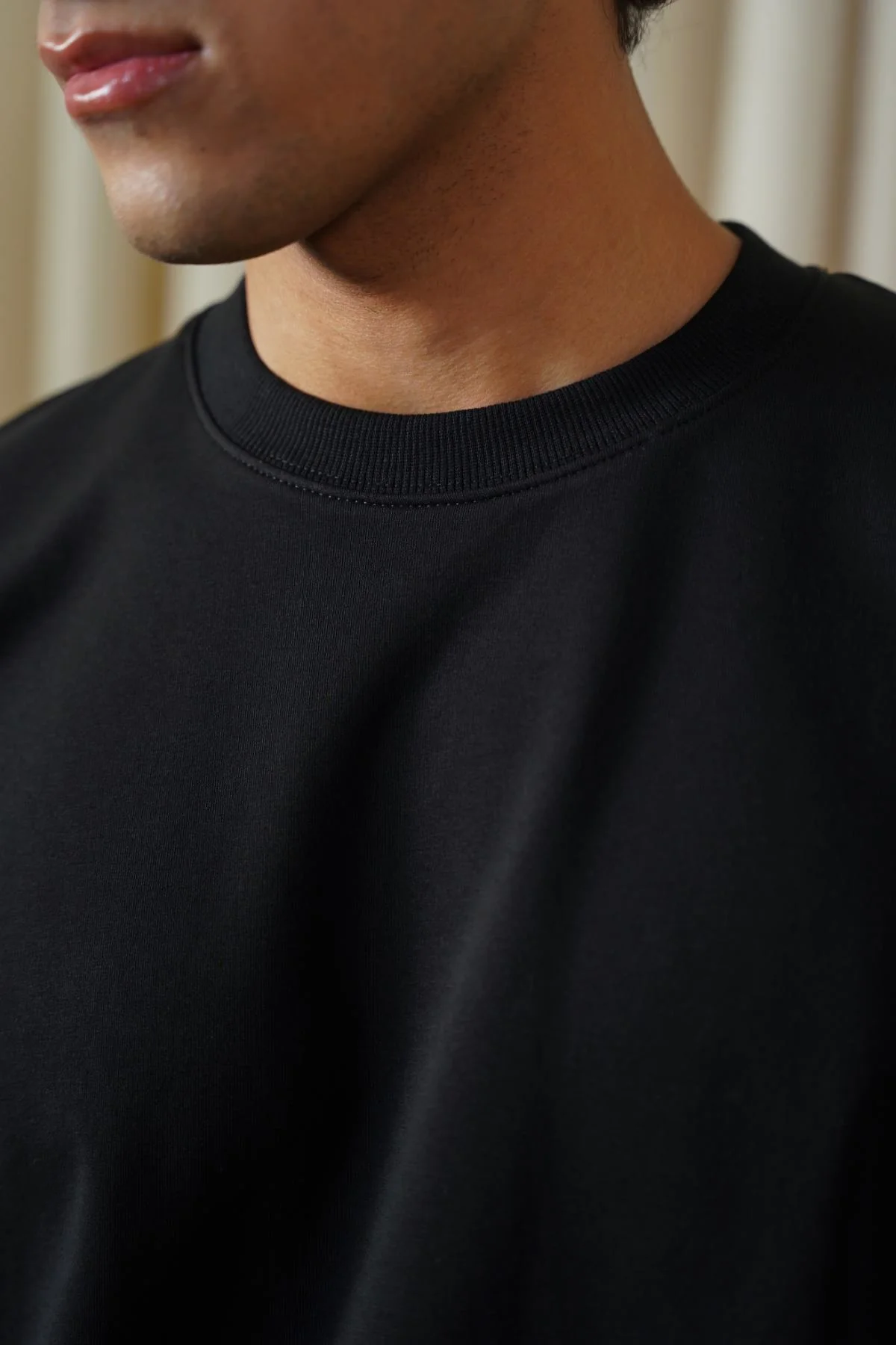 CLASSIC SWEATSHIRT - Image 2