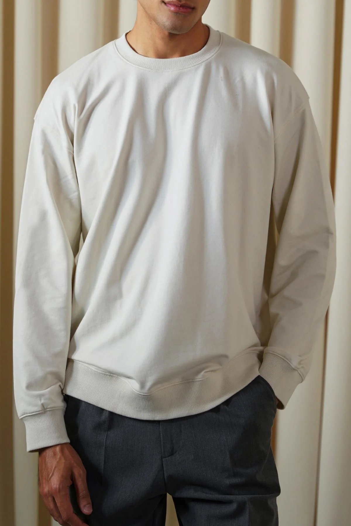 CLASSIC SWEATSHIRT - Image 4