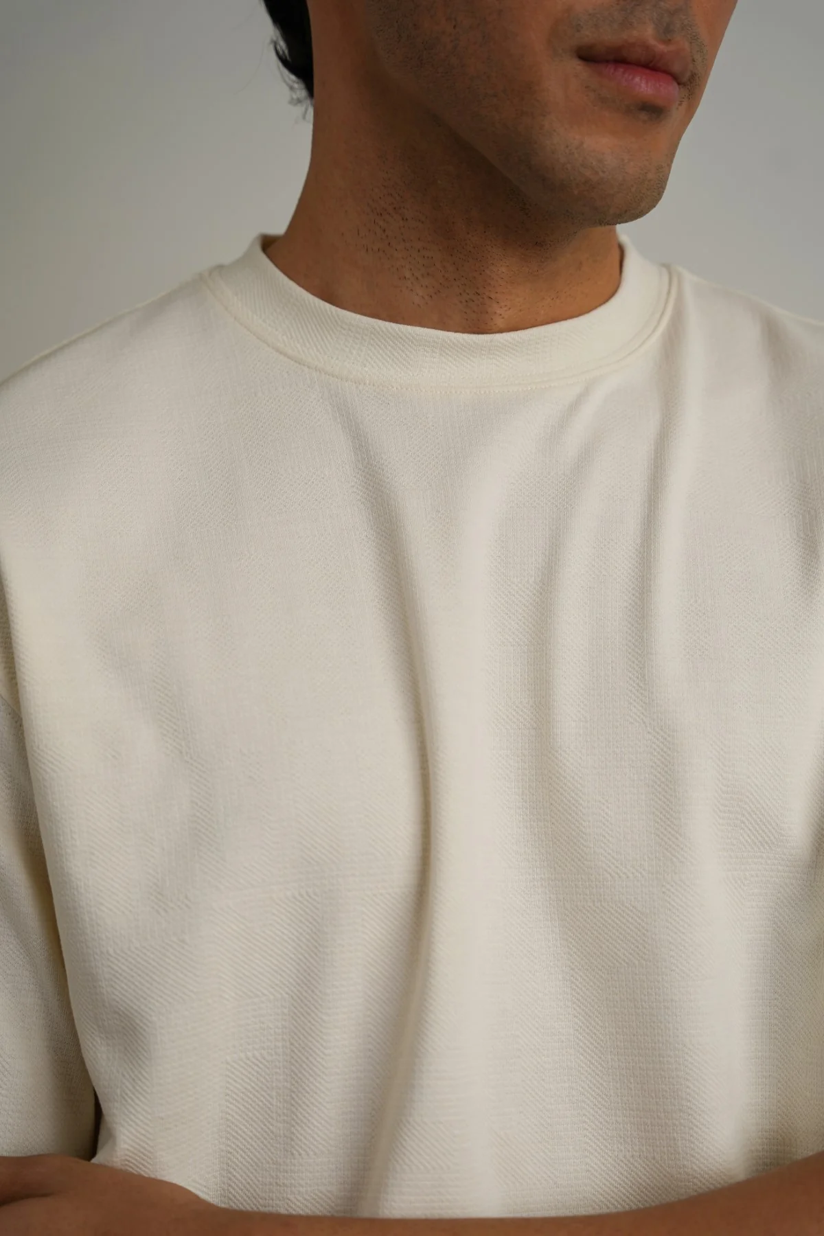 CLASSIC TEXTURED TEE - Image 5