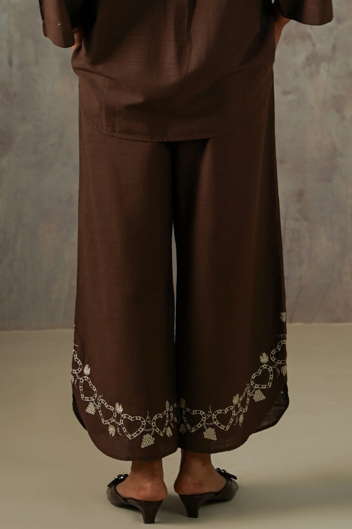 COCOA EYELET BARREL CULOTTES - Image 5