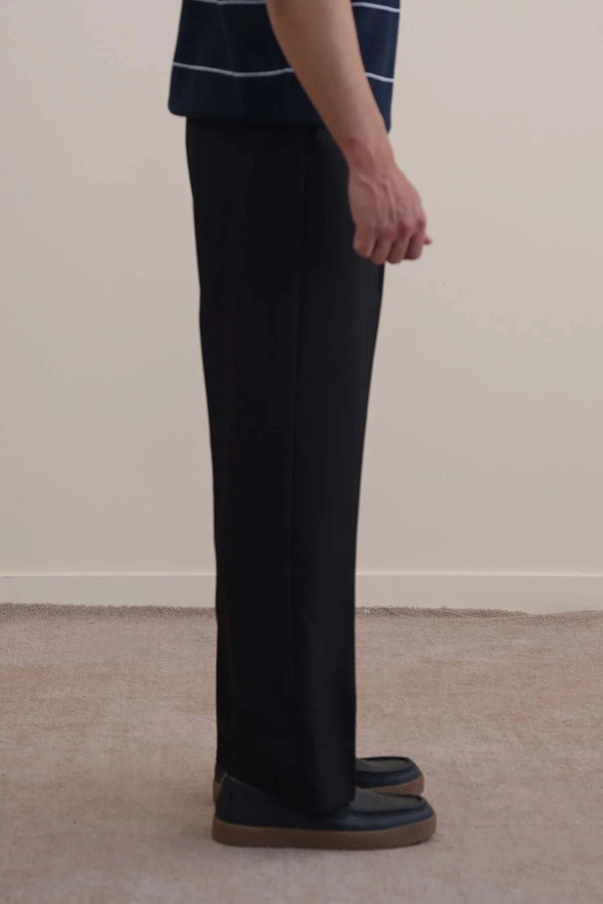 COIN POCKET DETAIL PANTS - Image 4