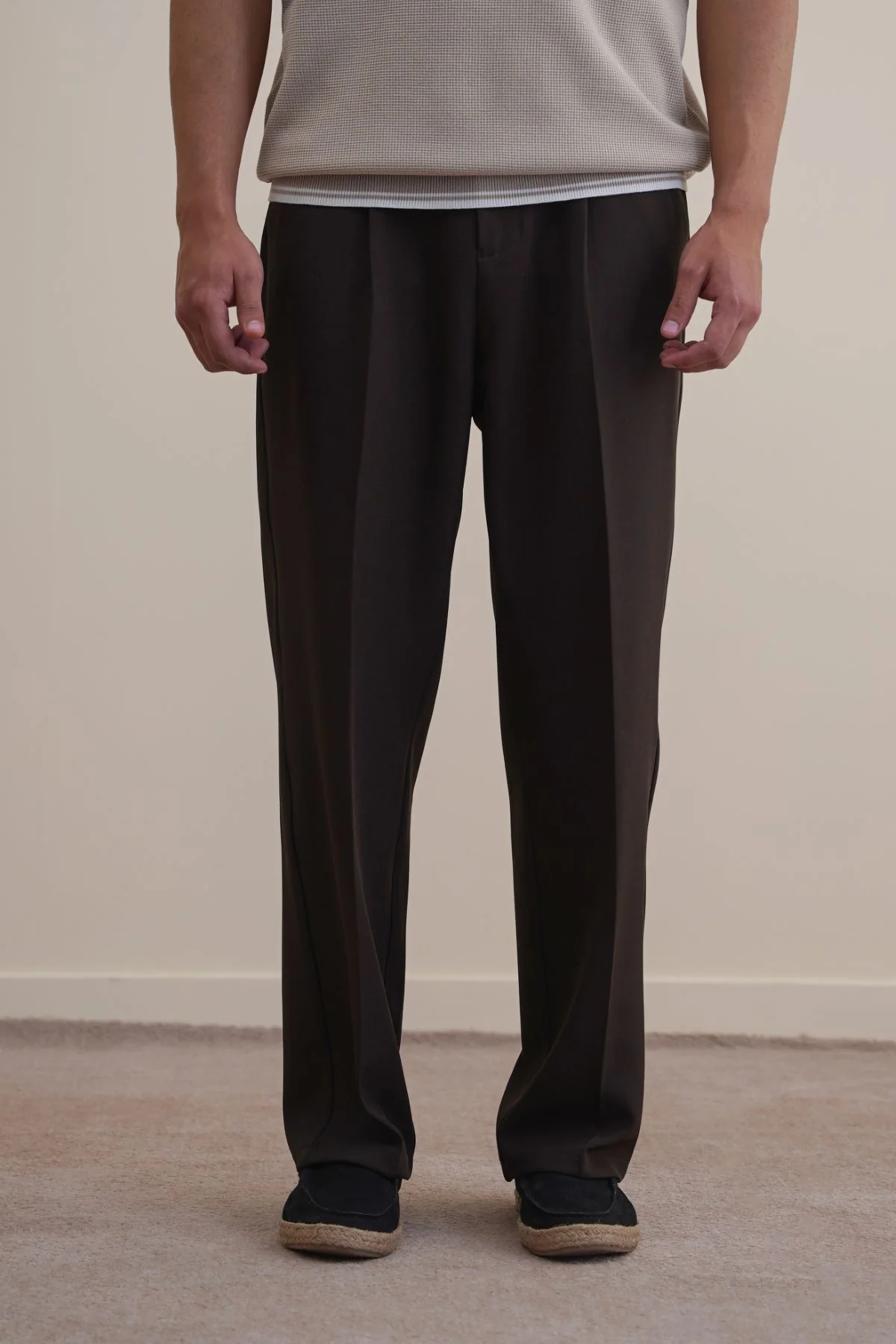 COIN POCKET DETAIL PANTS - Image 3