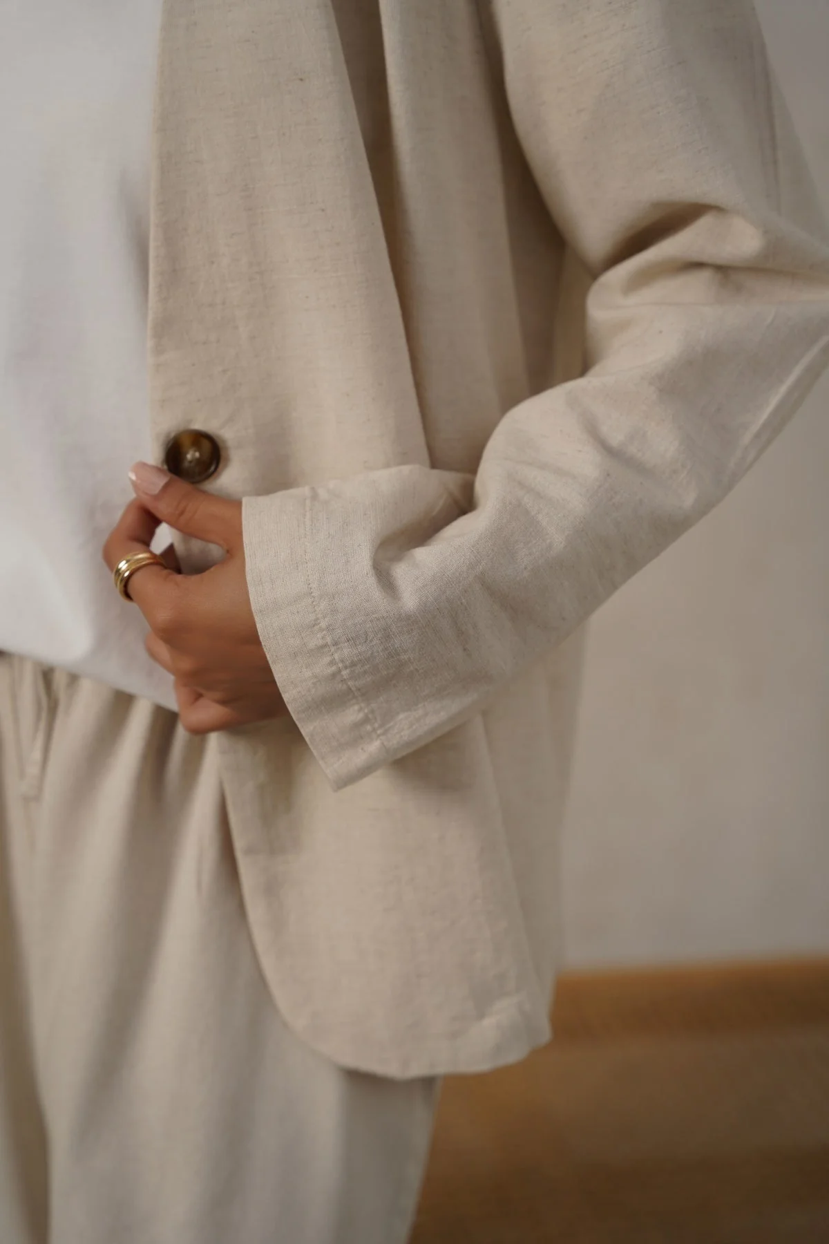 COLLARLESS LINEN BLAZER - Image 4