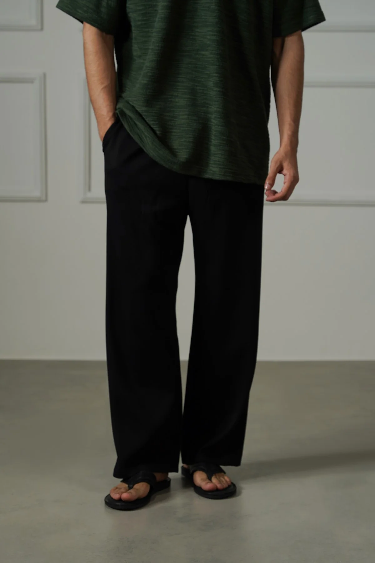 COMFORT STRAIGHT PANTS