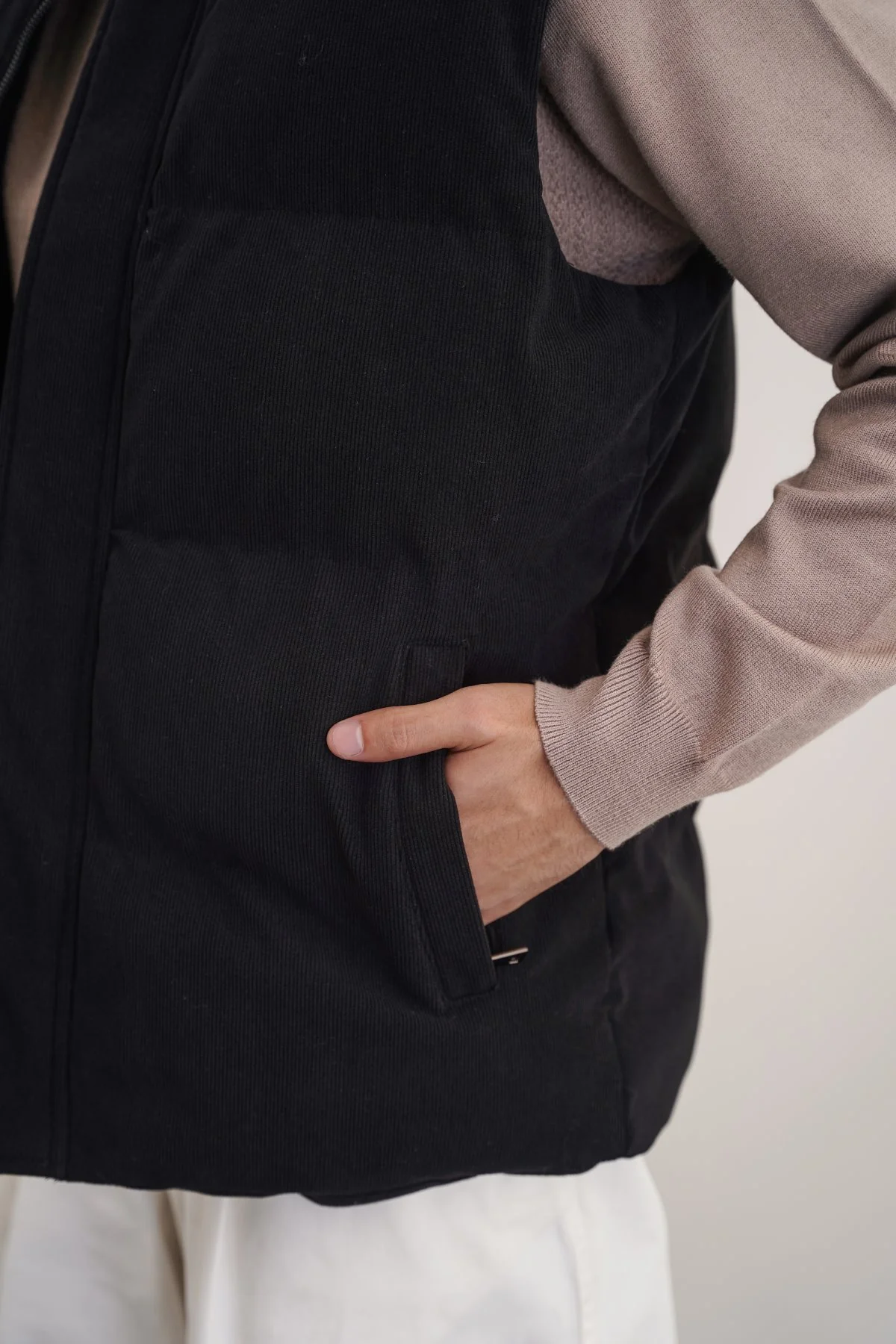 CORDUROY PUFFER GILET - Image 2