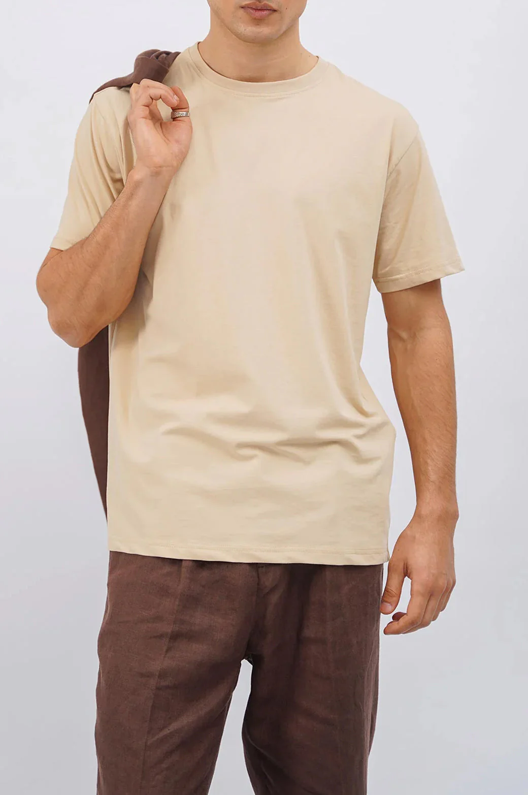 CREW-NECK TEE