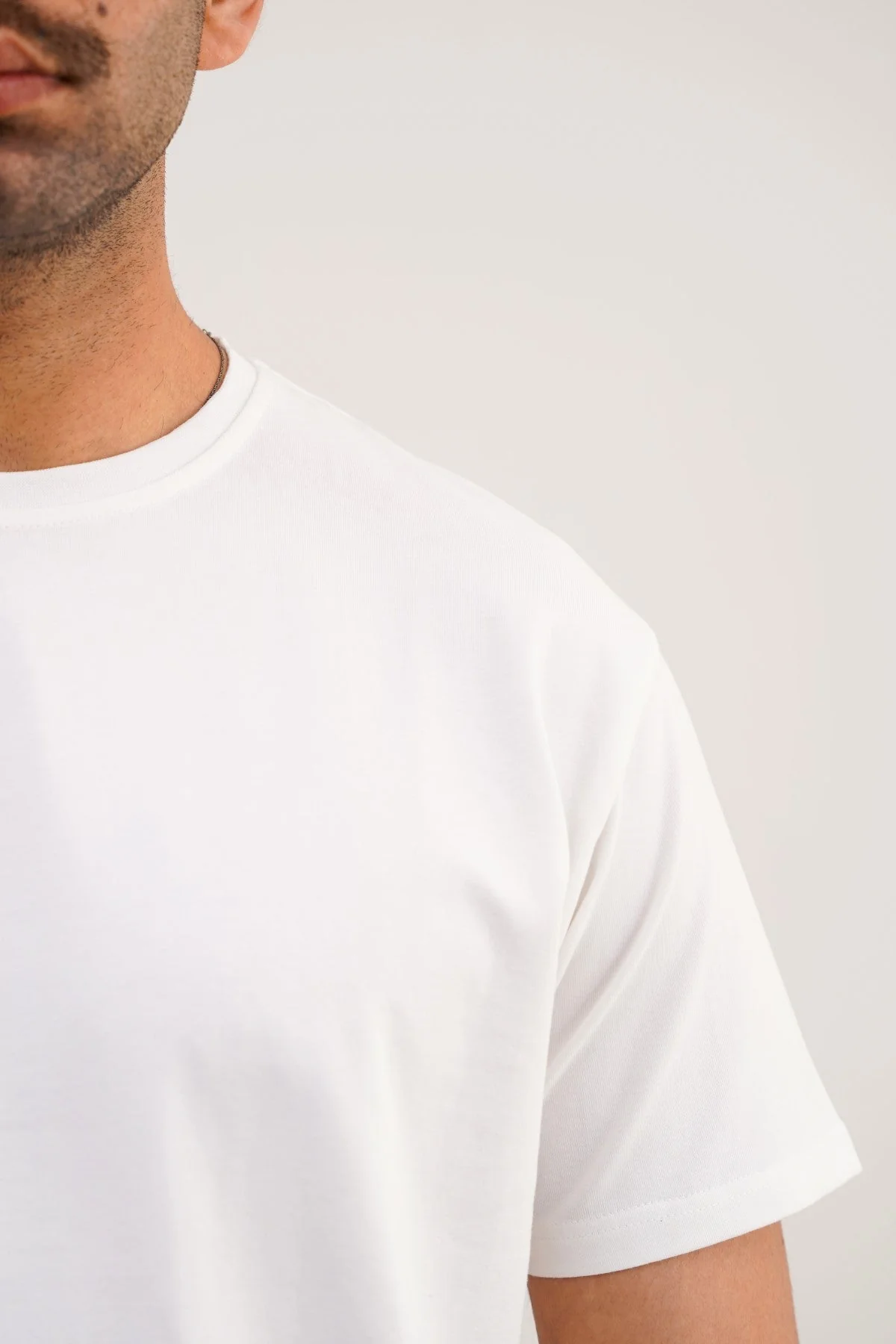 CREW-NECK TEE - Image 4