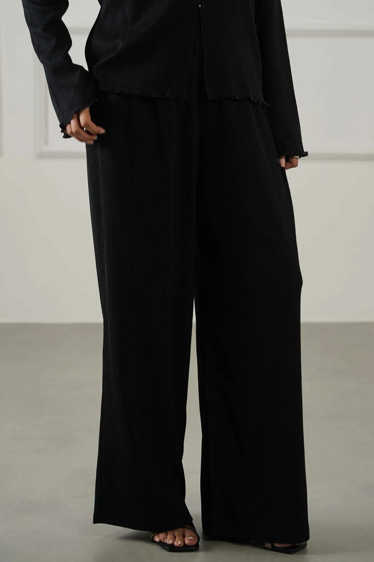 CRINKLE KNIT PANTS - Image 6