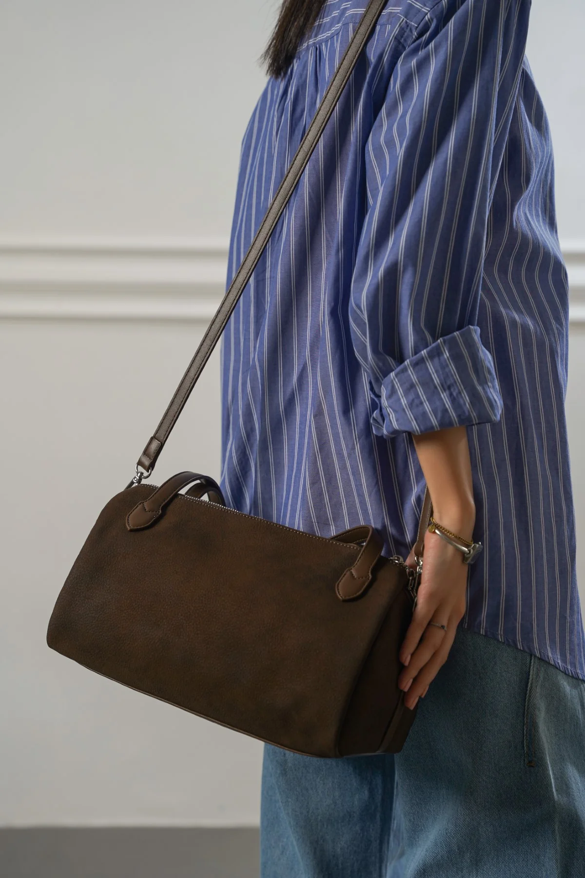 CROSSROADS SHOULDER BAG - Image 5