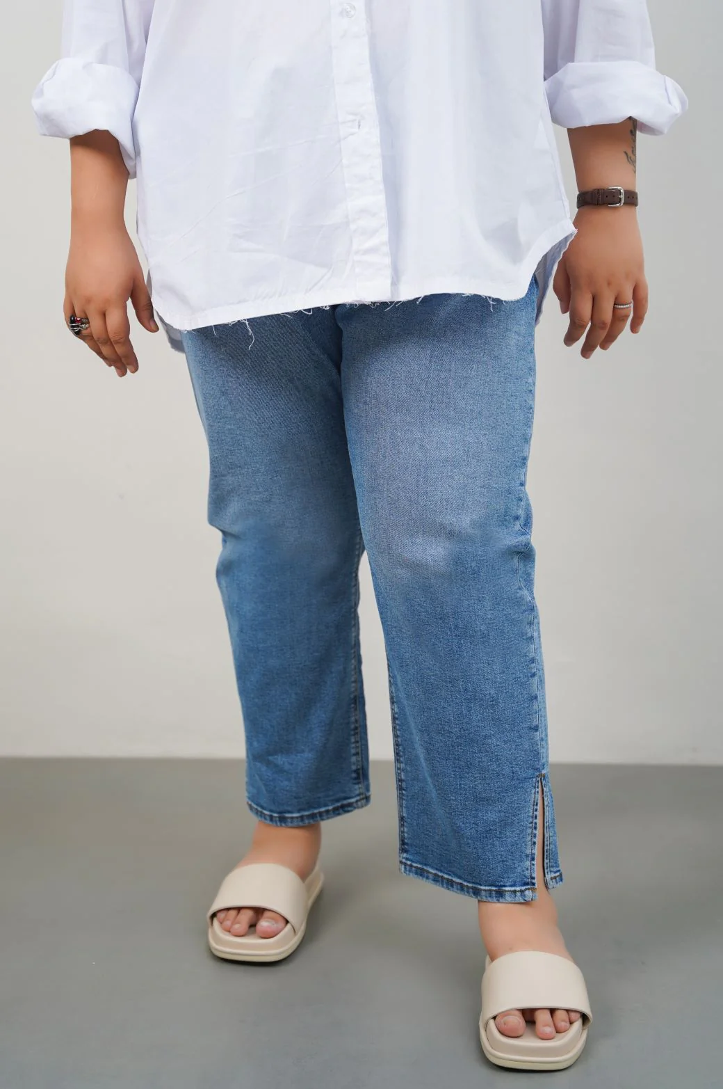 CURVE SLIM CROPPED JEANS - Image 5