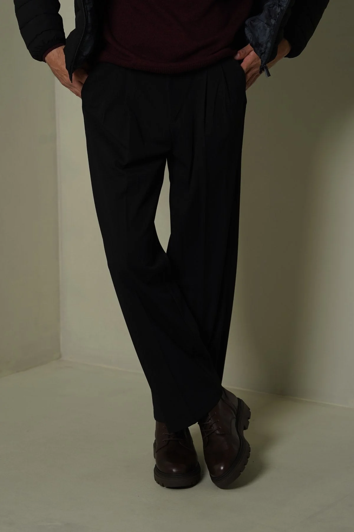 DOUBLE PLEAT TAILORED PANTS