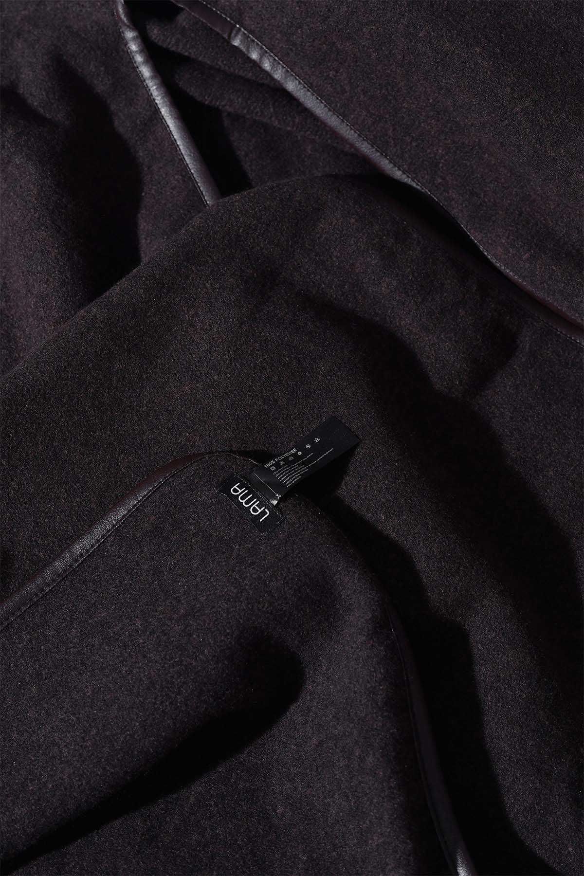 EDGE LINED CAPE - Image 2