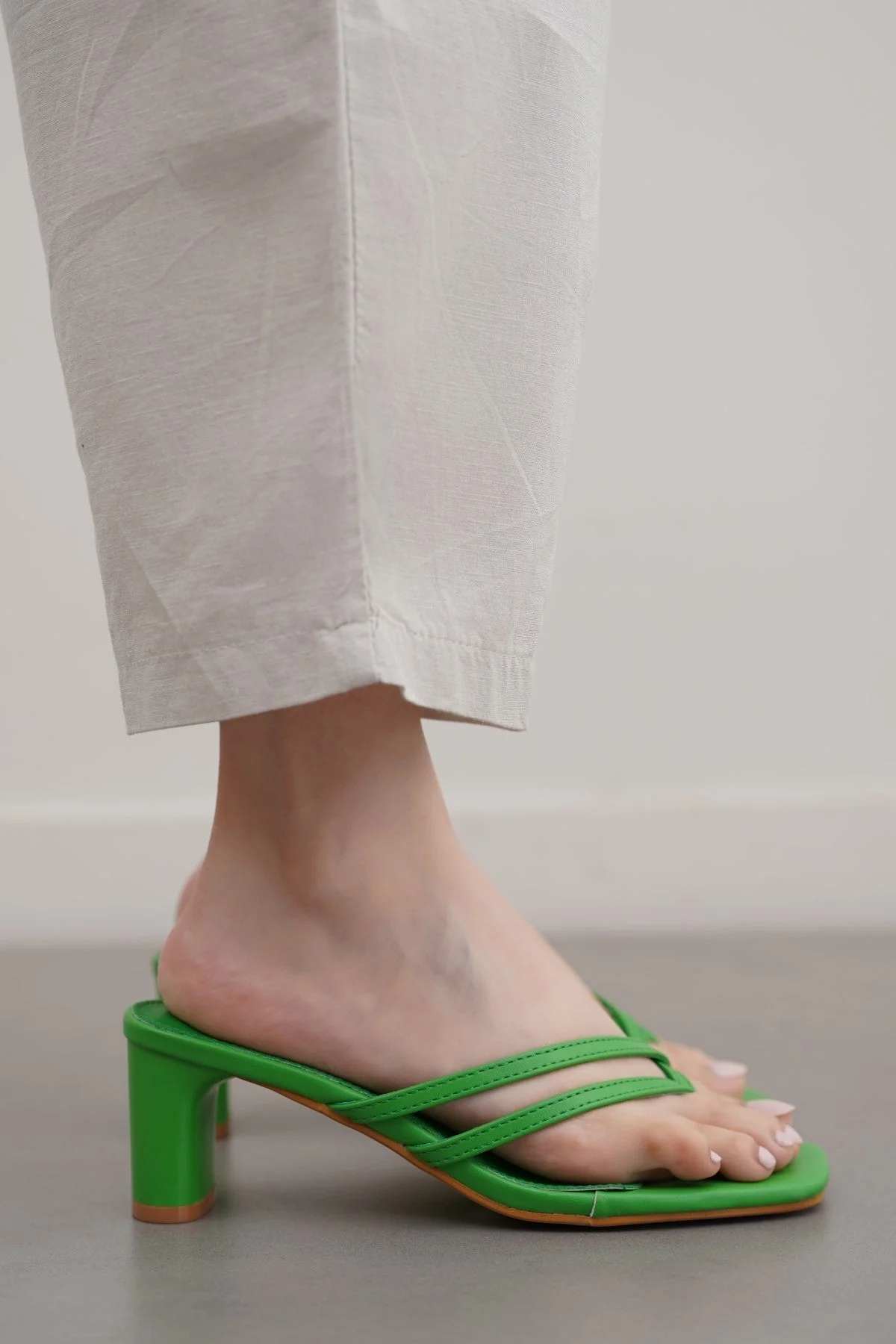 EDITORIAL BLOCK HEELS - Image 4